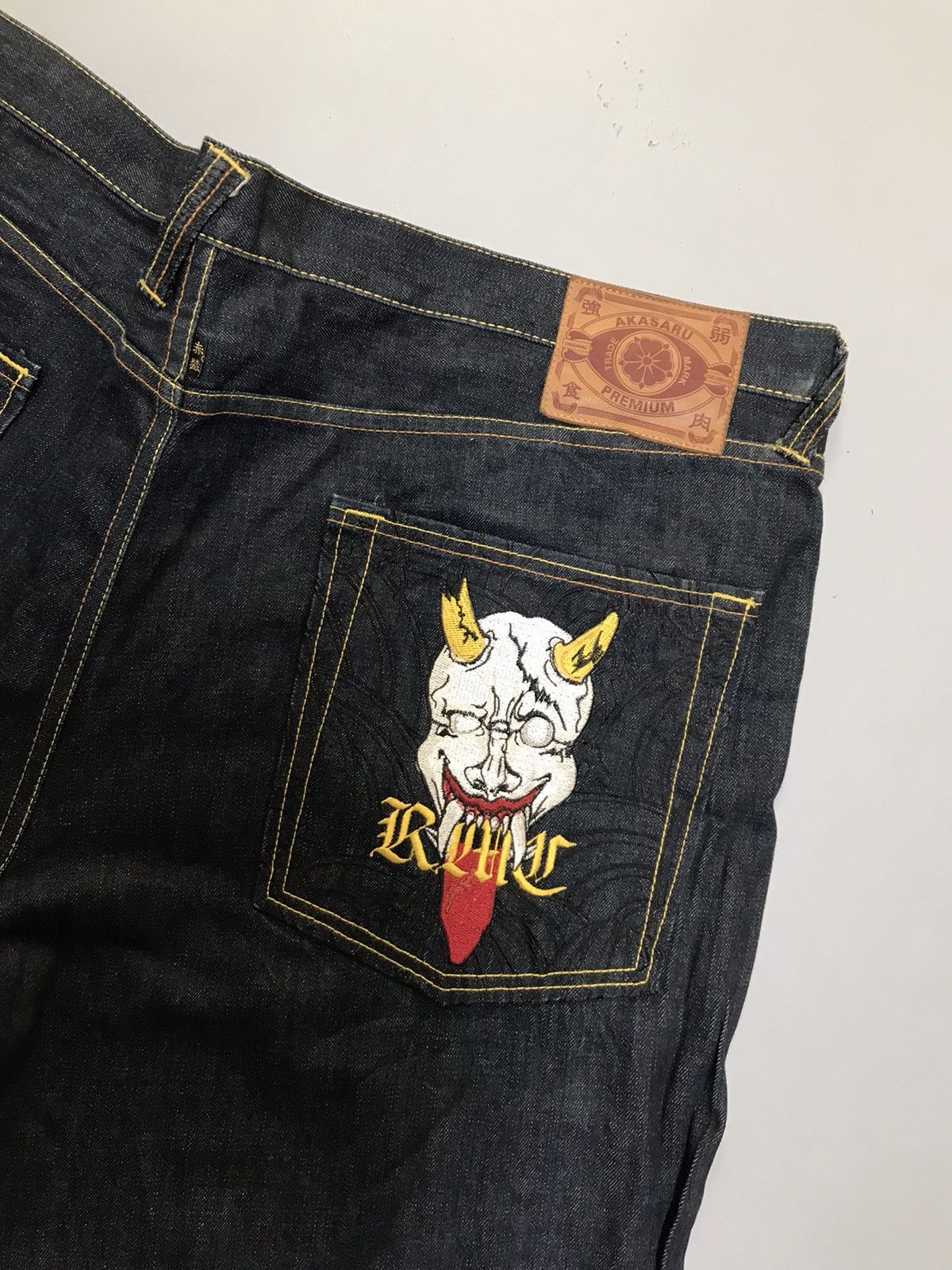 Japanese Brand Vintage Red monkey company embroidered denim 50x38 Size US 44 / EU 60 - 11 Thumbnail