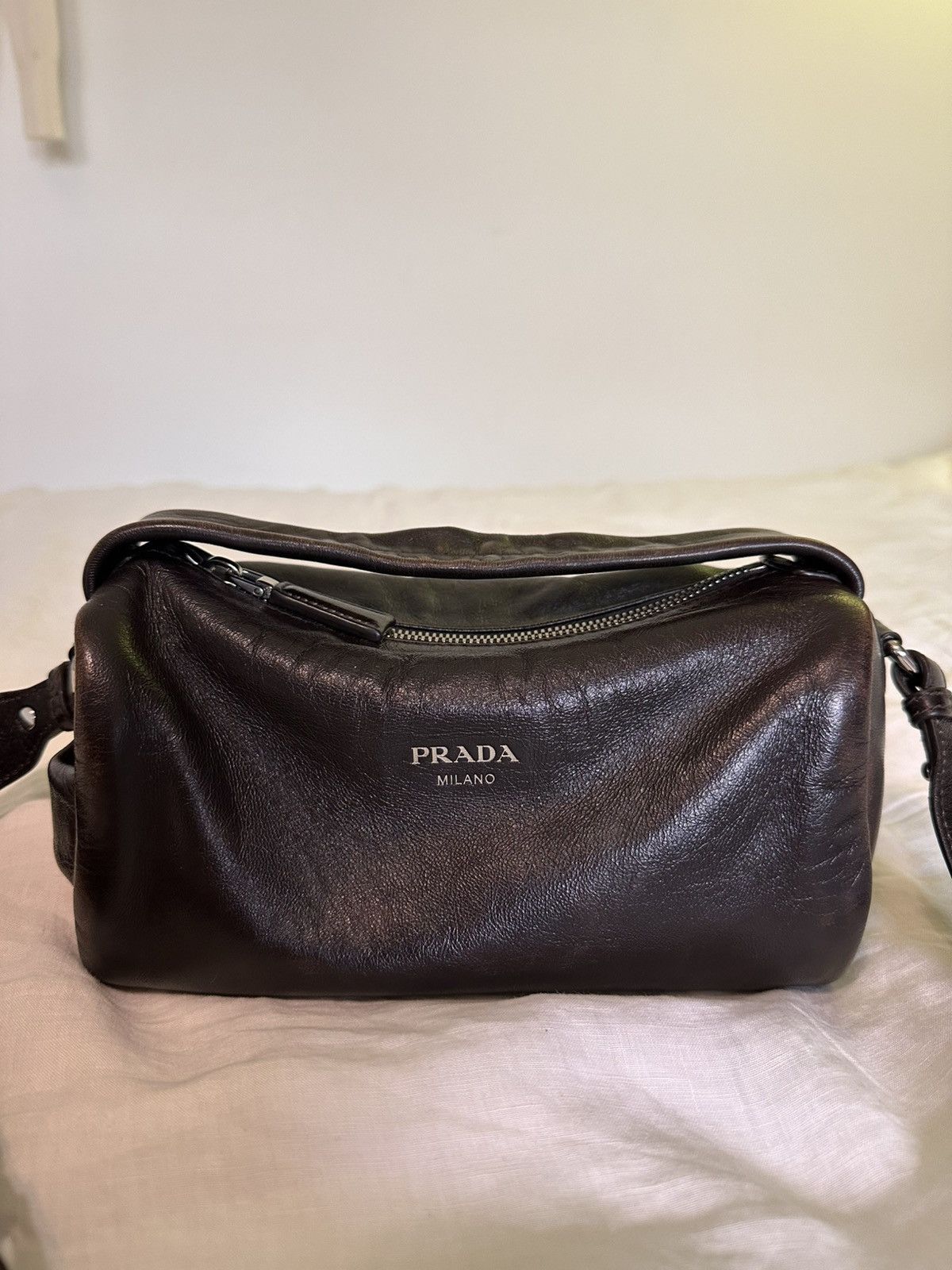 Prada Antiqued leather shoulder bag Size ONE SIZE - 5 Thumbnail