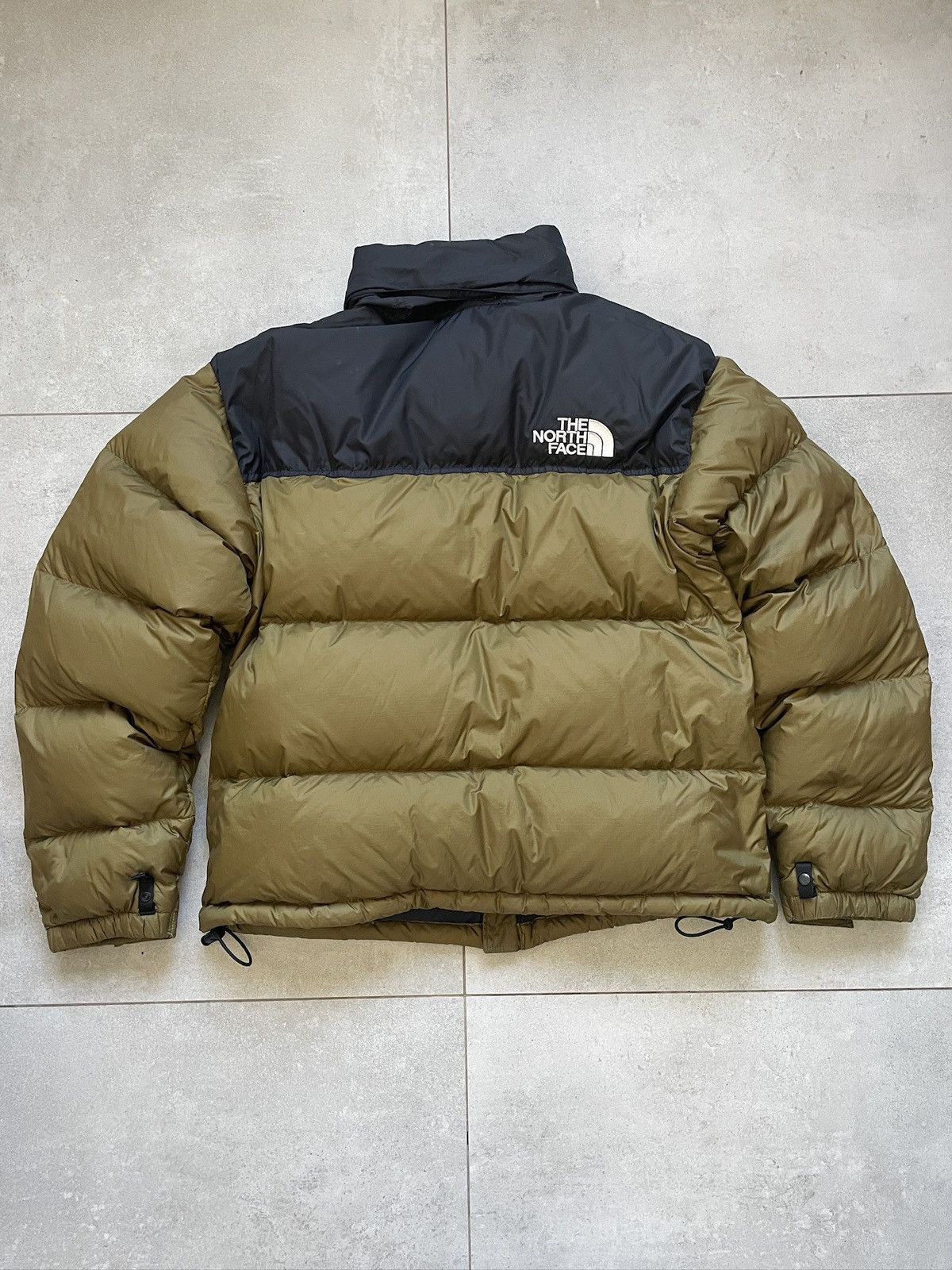 The North Face THE NORTH FACE NUPTSE OLIVE KHAKI 700 DOWN PUFFER JACKET Size US M / EU 48-50 / 2 - 3 Thumbnail