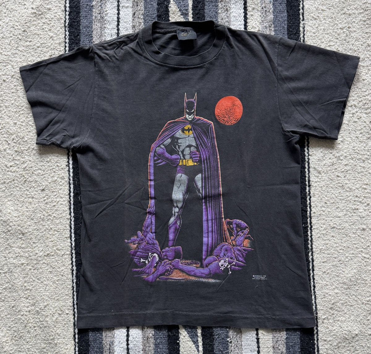DC Comics Vintage 1988 Batman DC Comics Superhero T-Shirt M Size US M / EU 48-50 / 2 - 1 Thumbnail