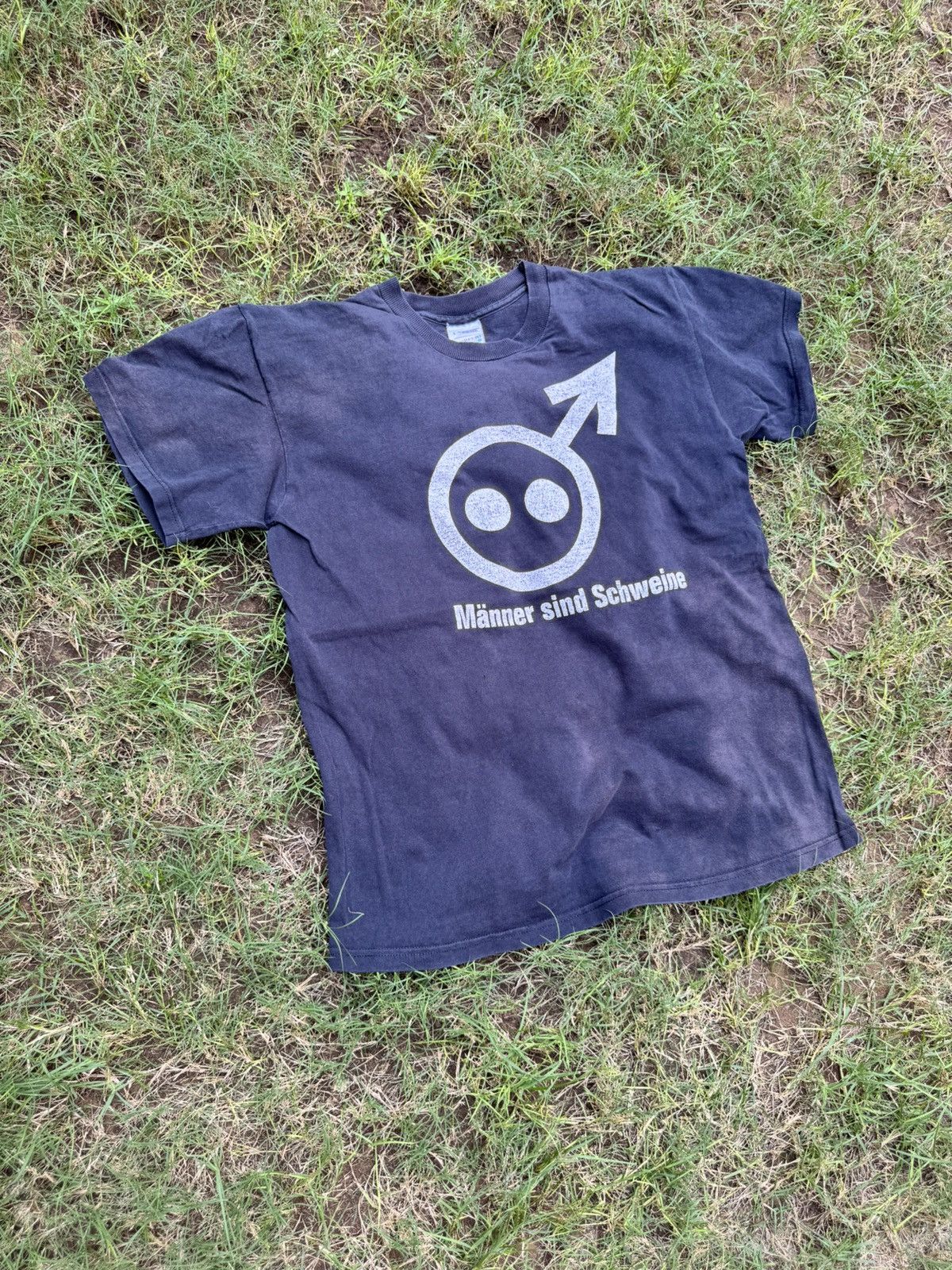 Vintage Vintage Männer sind Schweine T-shirt 90s Size US L / EU 52-54 / 3 - 3 Thumbnail