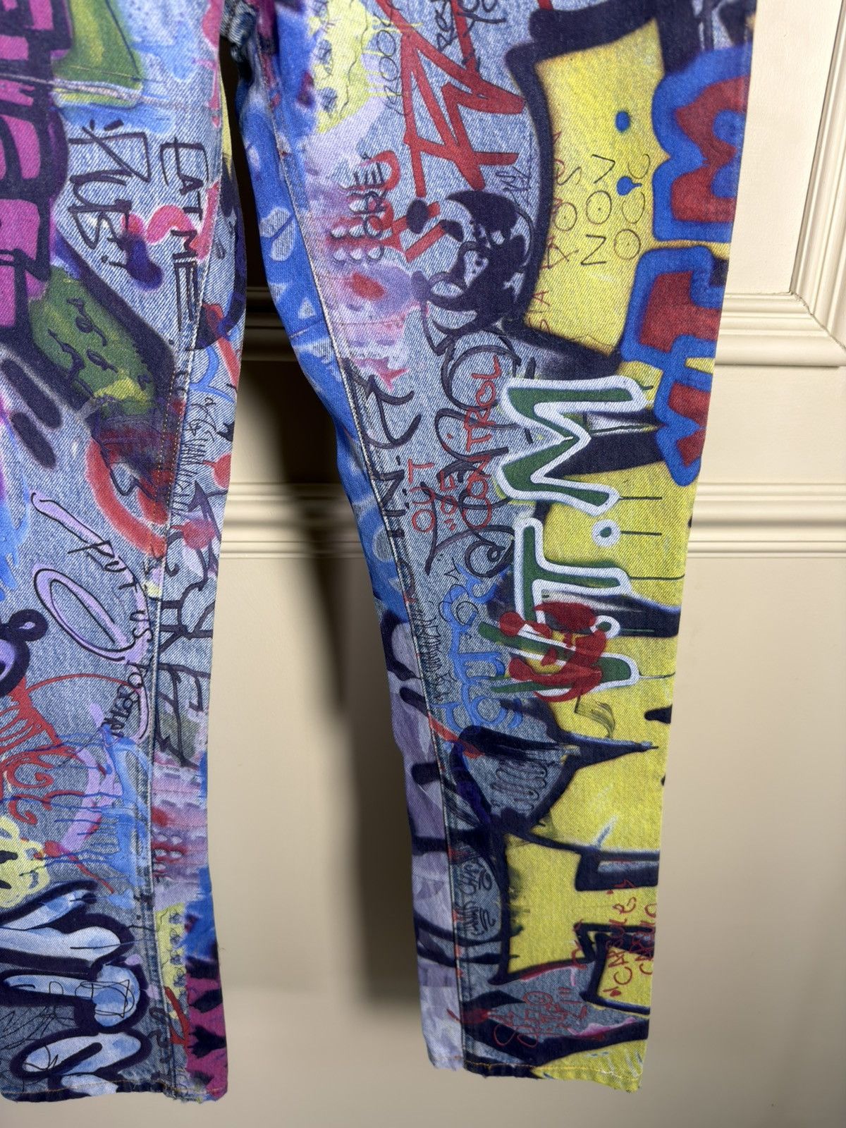 Vetements *RARE* DEMNA GVASALIA RUNWAY GRAFFITI DENIM SLIM FIT Size US 29 - 5 Thumbnail