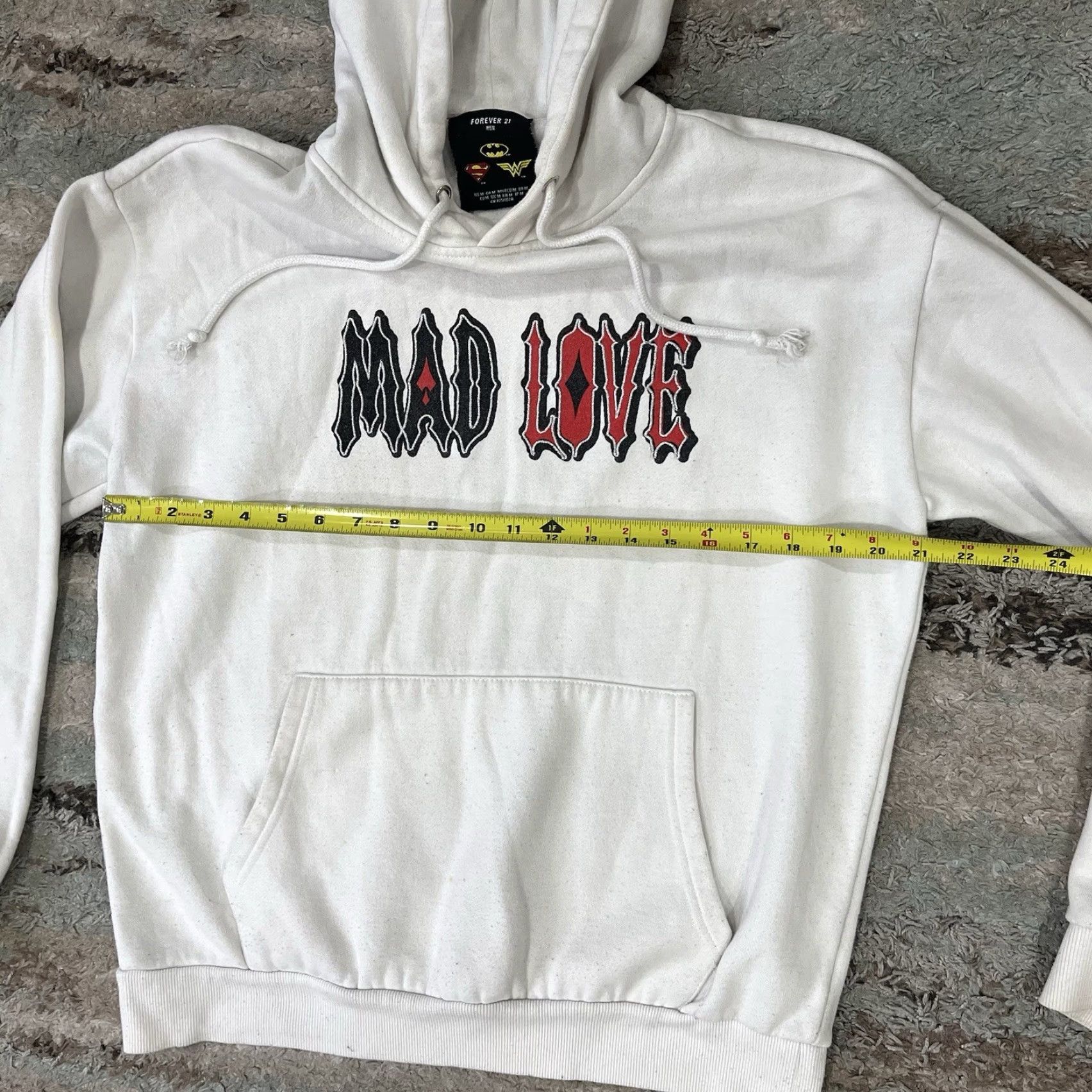 Forever 21 FOREVER 21 Hoodie Men M Middle Love Graphic Print Sweatshirt Black Fleece Cotton Blend Pullover Regular Long Sleeve Size US M / EU 48-50 / 2 - 6 Thumbnail