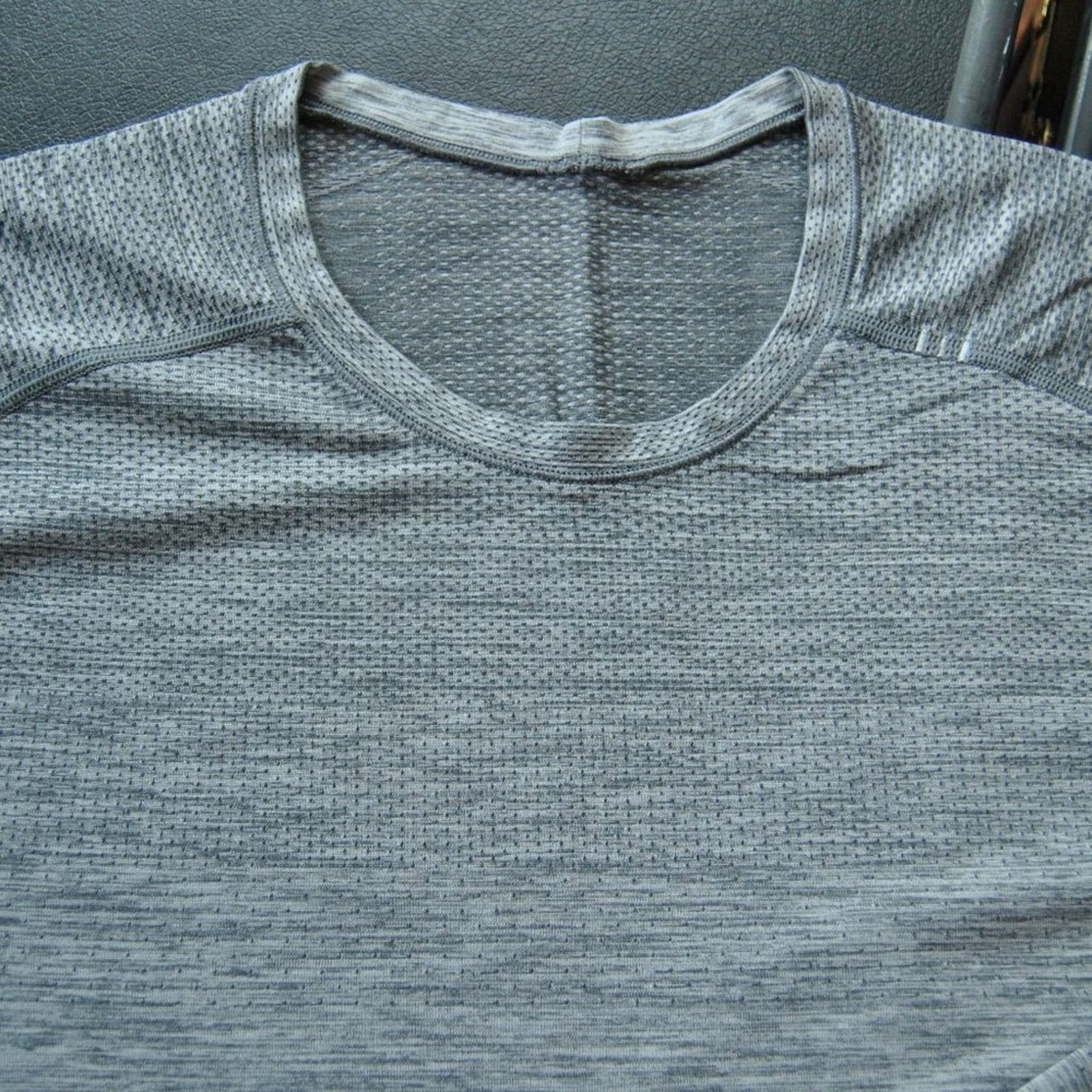 Lululemon Lululemon Metal Vent Tech Long Sleeve Shirt Size US L / EU 52-54 / 3 - 4 Thumbnail