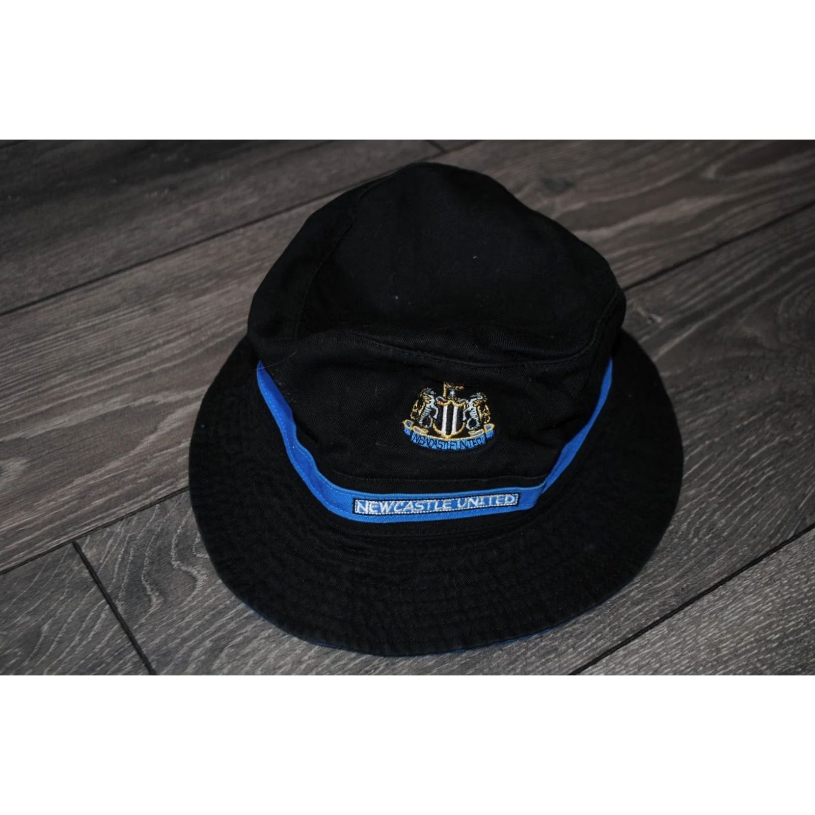 Adidas VINTAGE Adidas Newcastle United FC Bucket Hat Black Medium Sized Adult Mens OFFICIAL ADIDAS 2000S Holiday? Size ONE SIZE - 2 Thumbnail