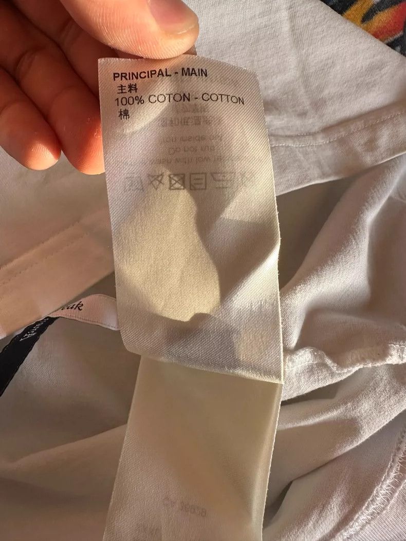 Louis Vuitton Louis Vuitton White Graffiti Short Sleeve T-Shirt Size US M / EU 48-50 / 2 - 6 Thumbnail