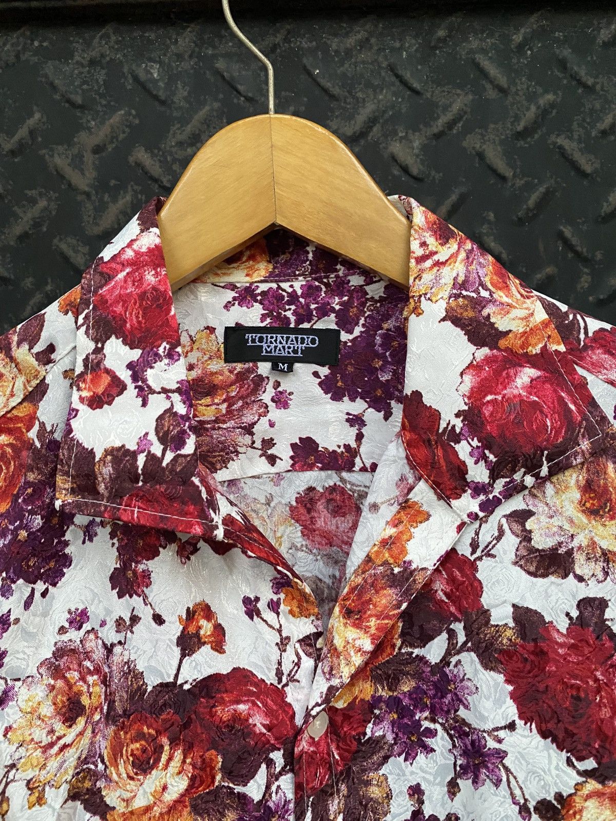 Tornado Mart TORNADO MART FLORAL BUTTON SHIRT Size US M / EU 48-50 / 2 - 3 Thumbnail