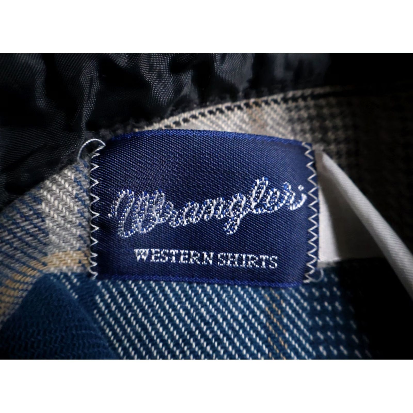 Wrangler VINTAGE Wrangler Western Shirt Men's L Gray Blue Plaid Pearl Snap VTG Size US L / EU 52-54 / 3 - 3 Thumbnail