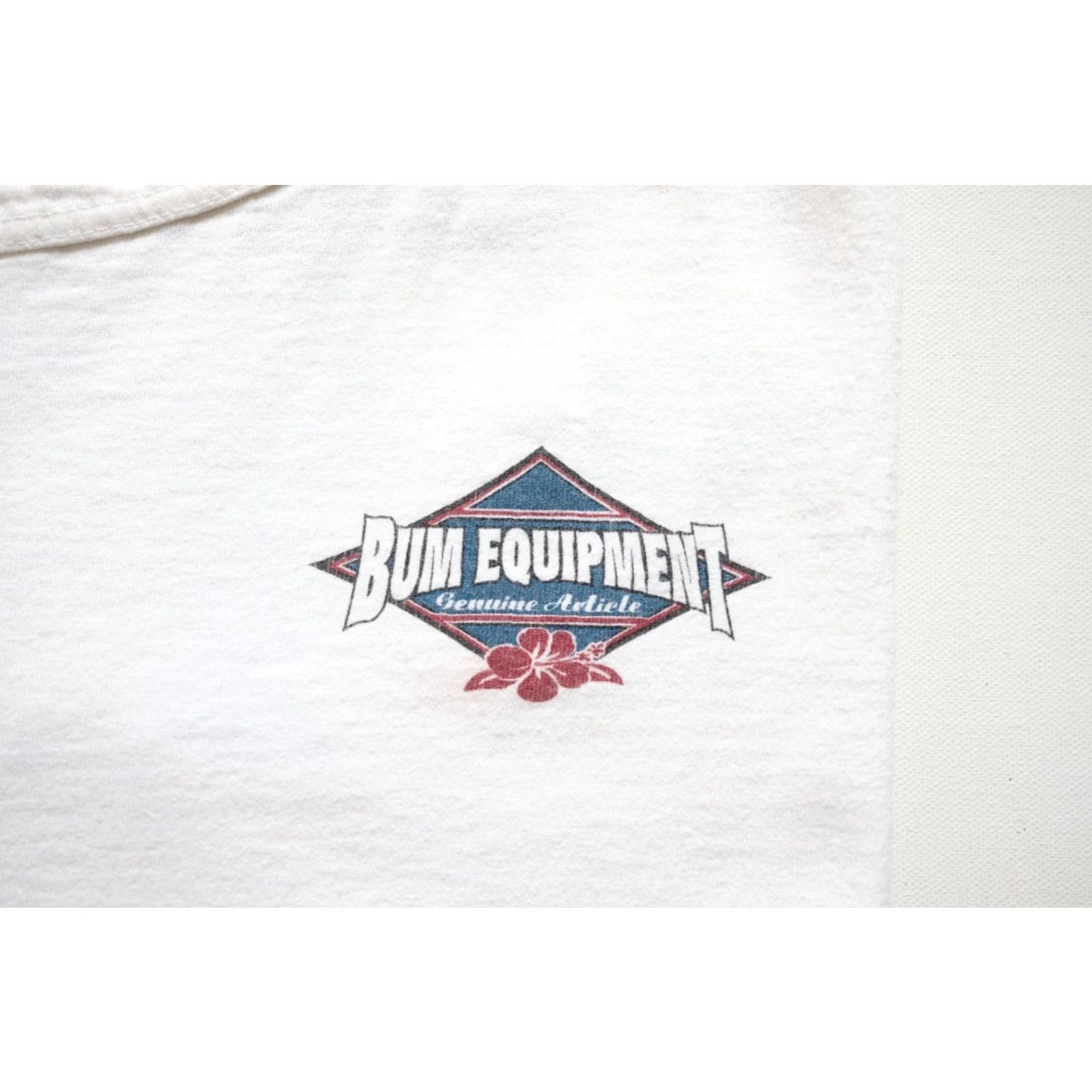 Vintage VINTAGE B.U.M. Equipment T-Shirt 90s Surf USA Made Tank Top Graphic Tee White XL Mens 100% Cotton Size US XL / EU 56 / 4 - 4 Thumbnail