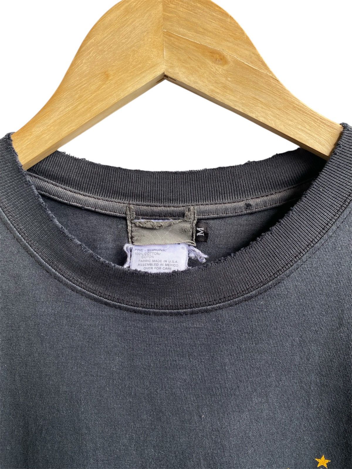 F.C.R.B × Sophnet. × Vintage Vintage Distressed Sophnet FCRB Made In World tee Size US M / EU 48-50 / 2 - 3 Thumbnail