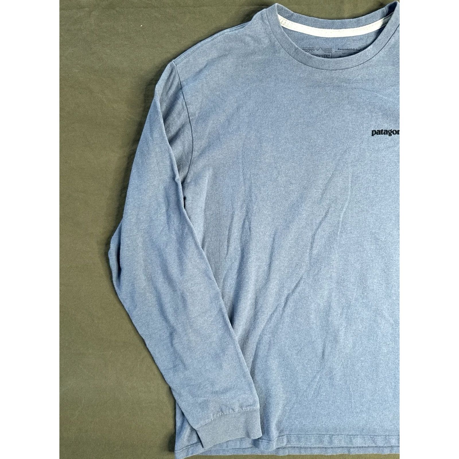Patagonia Patagonia Shirt Men M Blue Trout Graphic Long Sleeve Crew Neck Responsibili-Tee Regular Fit Size US M / EU 48-50 / 2 - 3 Thumbnail