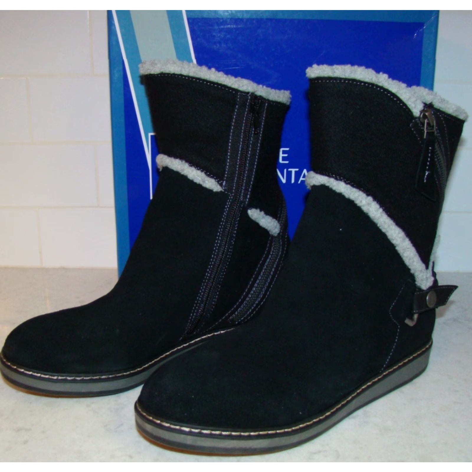 Vintage White Mountain Womens Boots Winter Suede Lined Black Ankle 9.5M Faux Fur Zip Button Strap Zipper Box Size L / US 10 / IT 46 - 3 Thumbnail