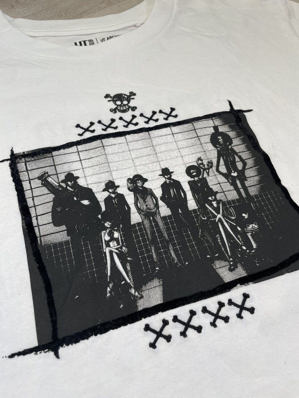 One Piece × Uniqlo Rare One Piece Uniqlo UT Archive King Of Pirates Anime Tee Size US M / EU 48-50 / 2 - 6 Thumbnail