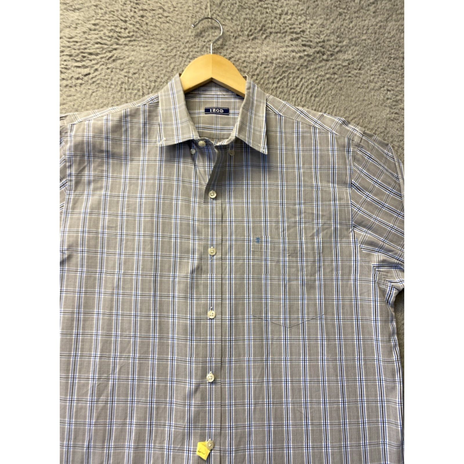 Izod IZOD Button-Up Shirt Men L Gray Plaid Casual Classic 162-11 Size US L / EU 52-54 / 3 - 2 Thumbnail