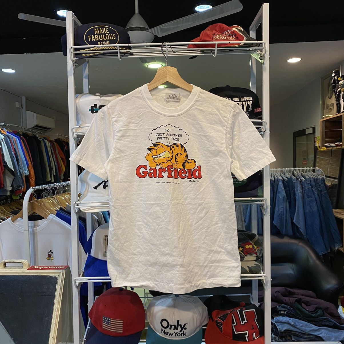 image of Vintagegarfield Not Just Another Pretty Face In Dream in White, Men's (Size XS)