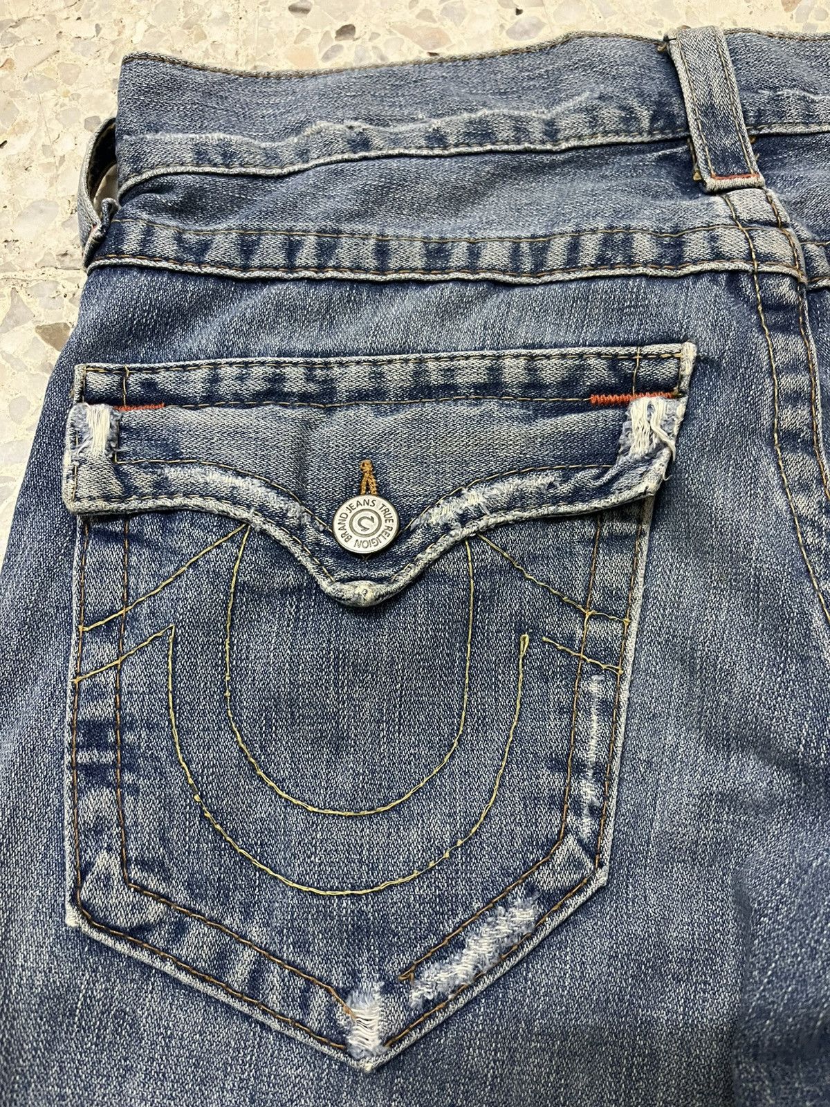 True Religion Vintage true religion bootcut distressed denim Size US 32 / EU 48 - 12 Thumbnail
