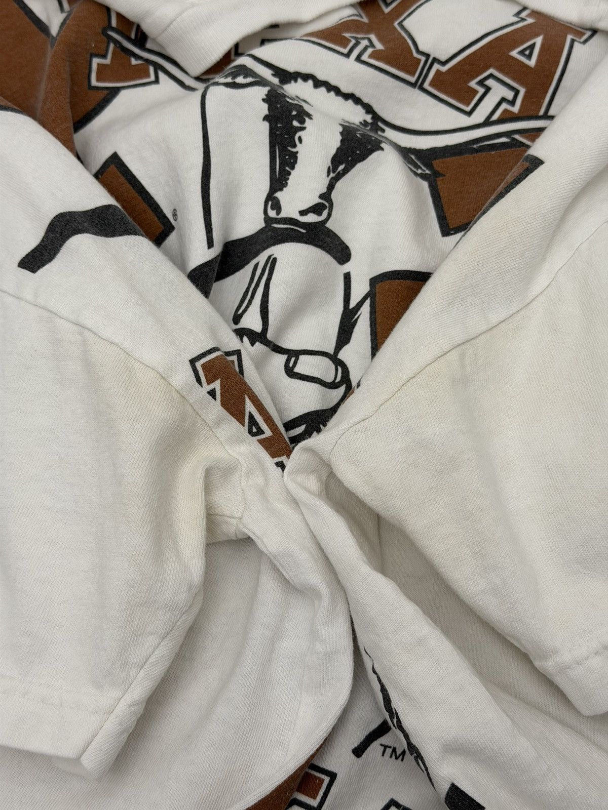 Champs Sport Vintage Y2K Texas Longhorns All Over Print Champs Tshirt XXL Size US XXL / EU 58 / 5 - 6 Thumbnail