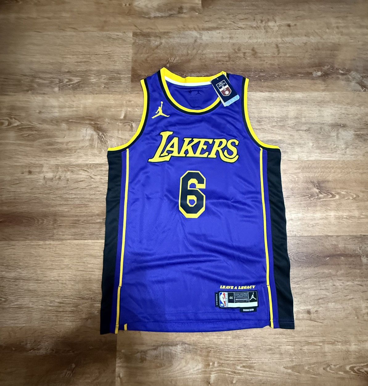 Jordan Brand LeBron James Los Angles Lakers Jersey Size US M / EU 48-50 / 2 - 1 Thumbnail