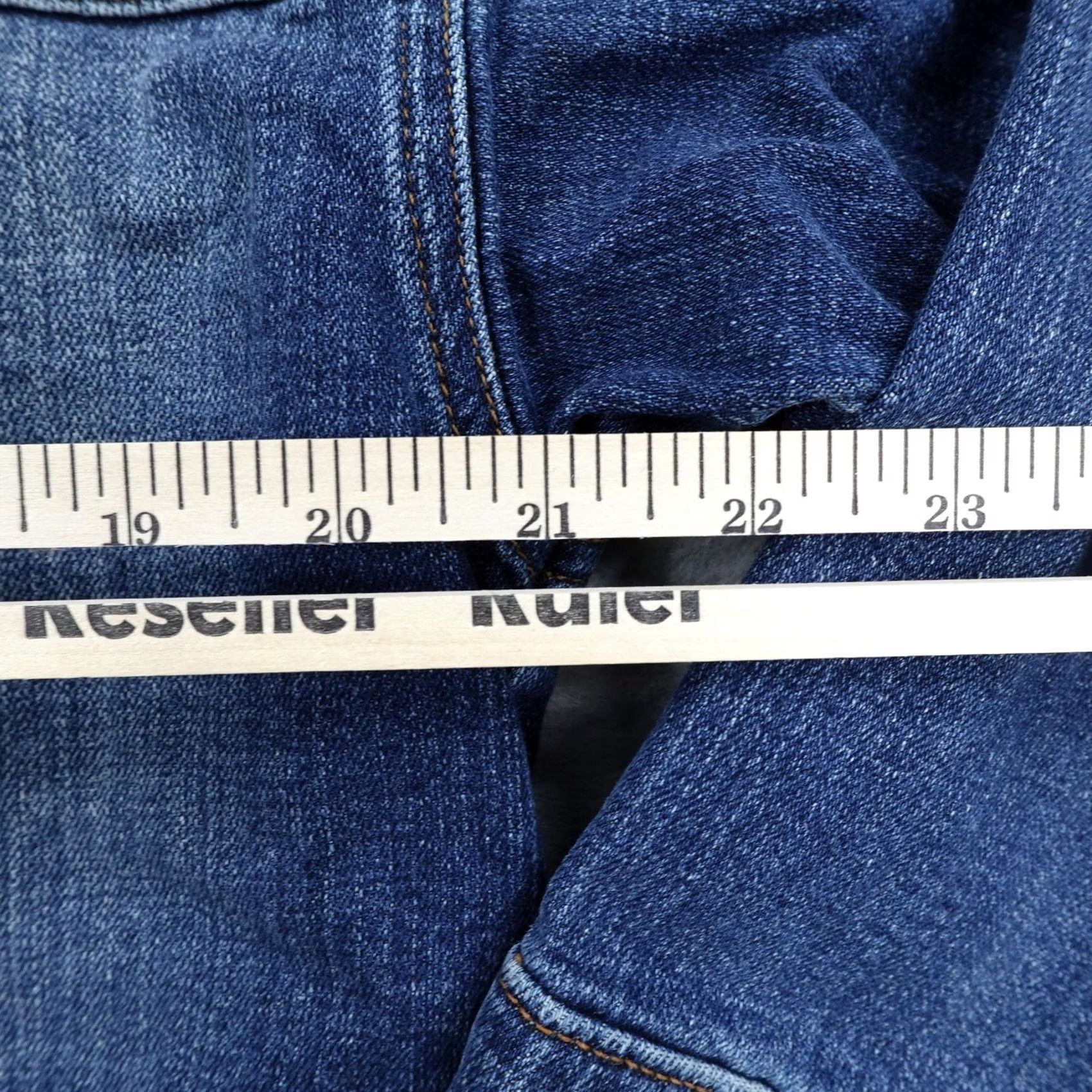 Eileen Fisher Eileen Fisher Womens Petite Large Blue Denim Jean Trucker Jacket Coat Button Up Size 32" / US 10 / IT 46 - 5 Thumbnail