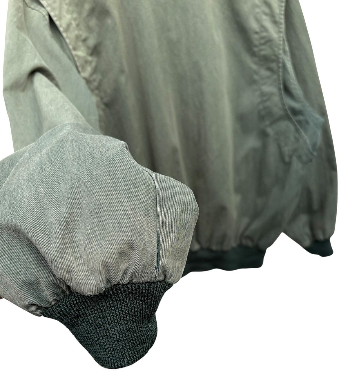Burberry Vintage Burberry’s Thrashed Sun Faded Harrington Jacket Size US L / EU 52-54 / 3 - 17 Thumbnail