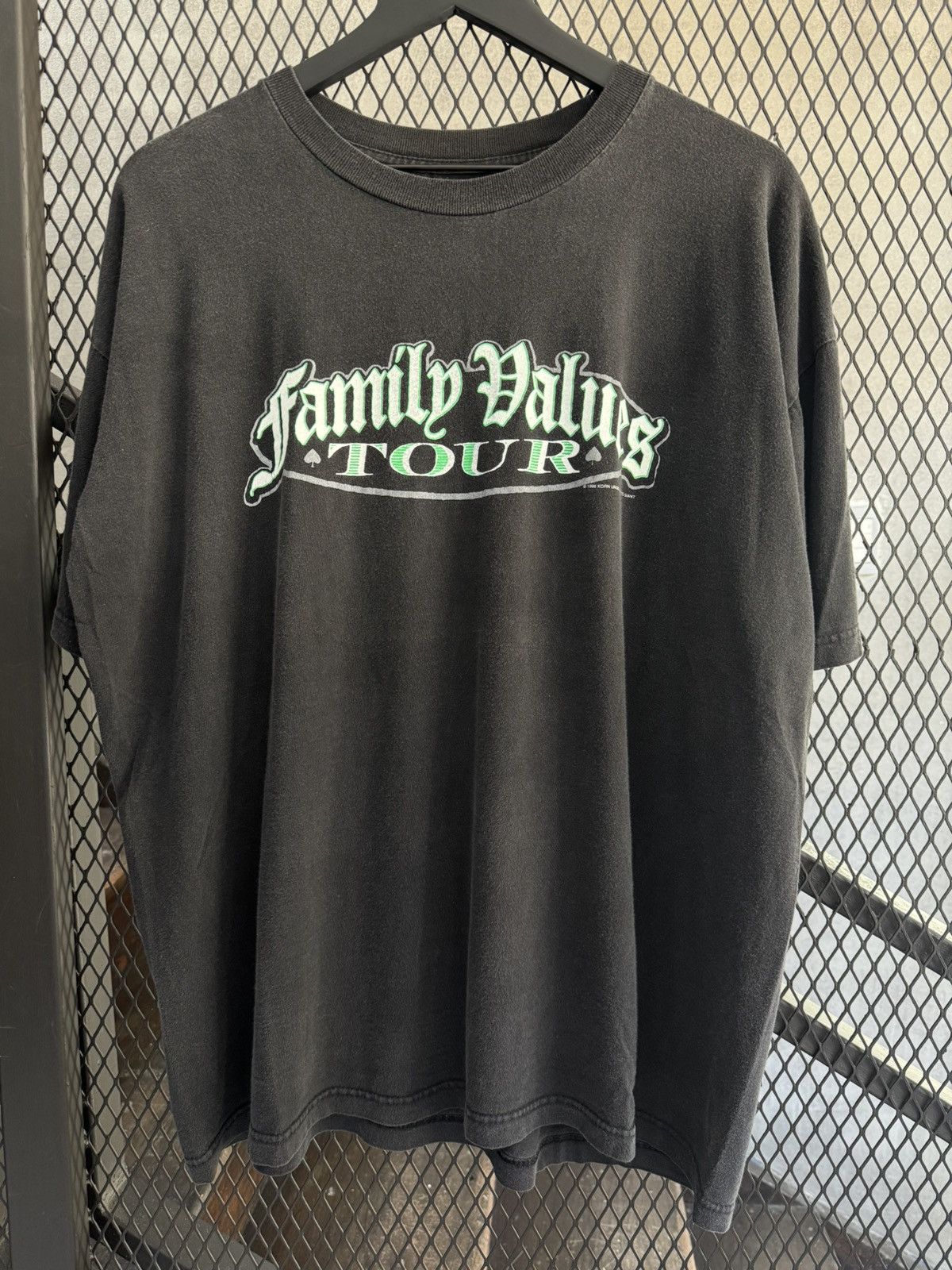 Band Tees Vintage 1998 Family Values Korn Limp Bizkit Rammstein Tour Size US XL / EU 56 / 4 - 1 Thumbnail