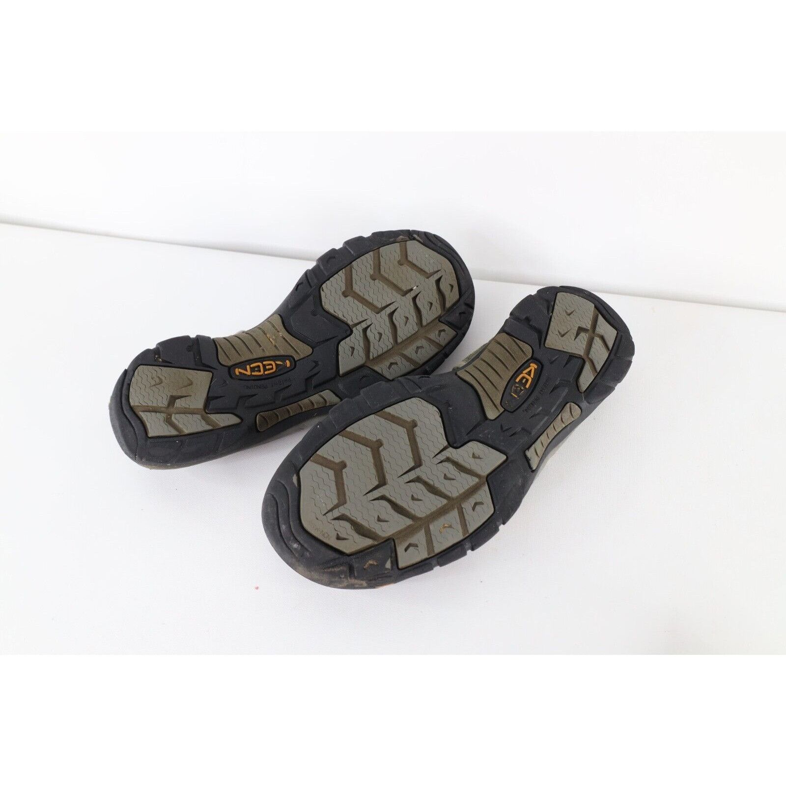 KEEN Keen Distressed Waterproof H2 Hiking Outdoor Trail Sandals Size US 11 / EU 44 - 7 Thumbnail
