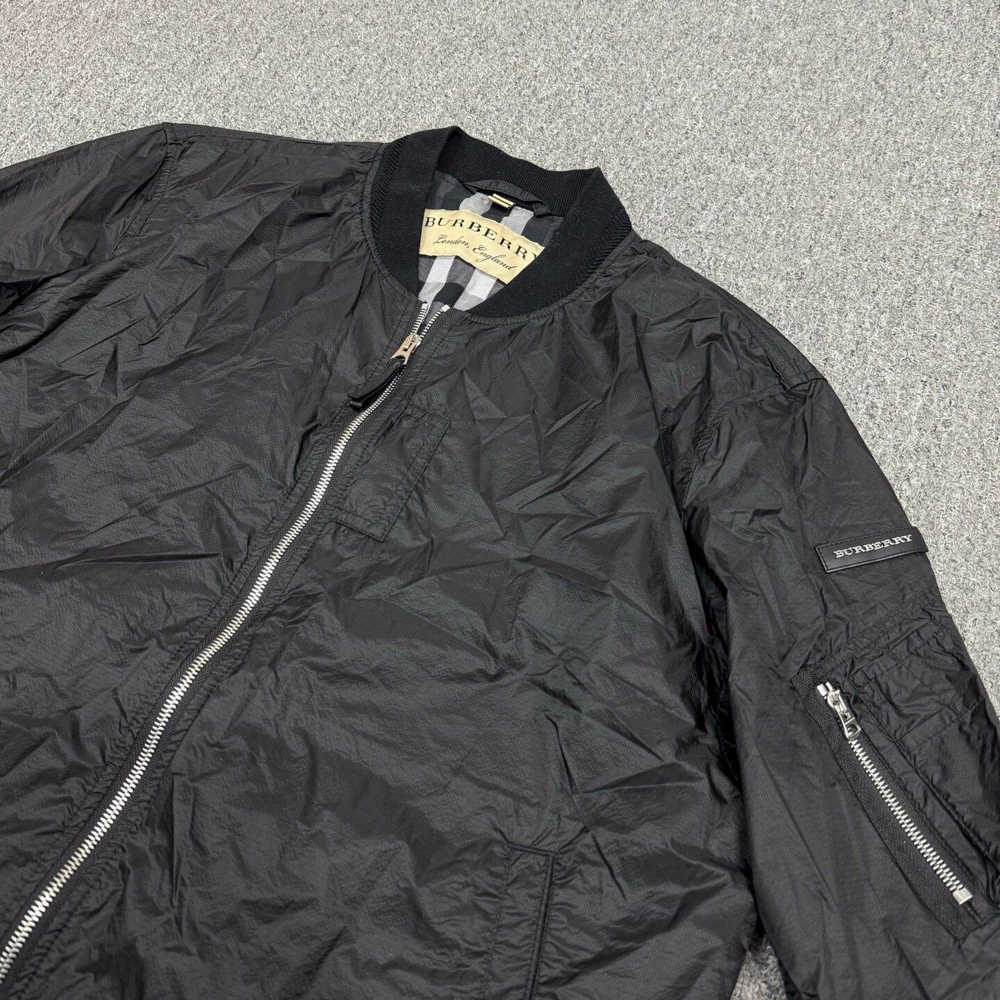 Burberry Burberry black lightweight arm logo jacket 56 Size US XL / EU 56 / 4 - 3 Thumbnail