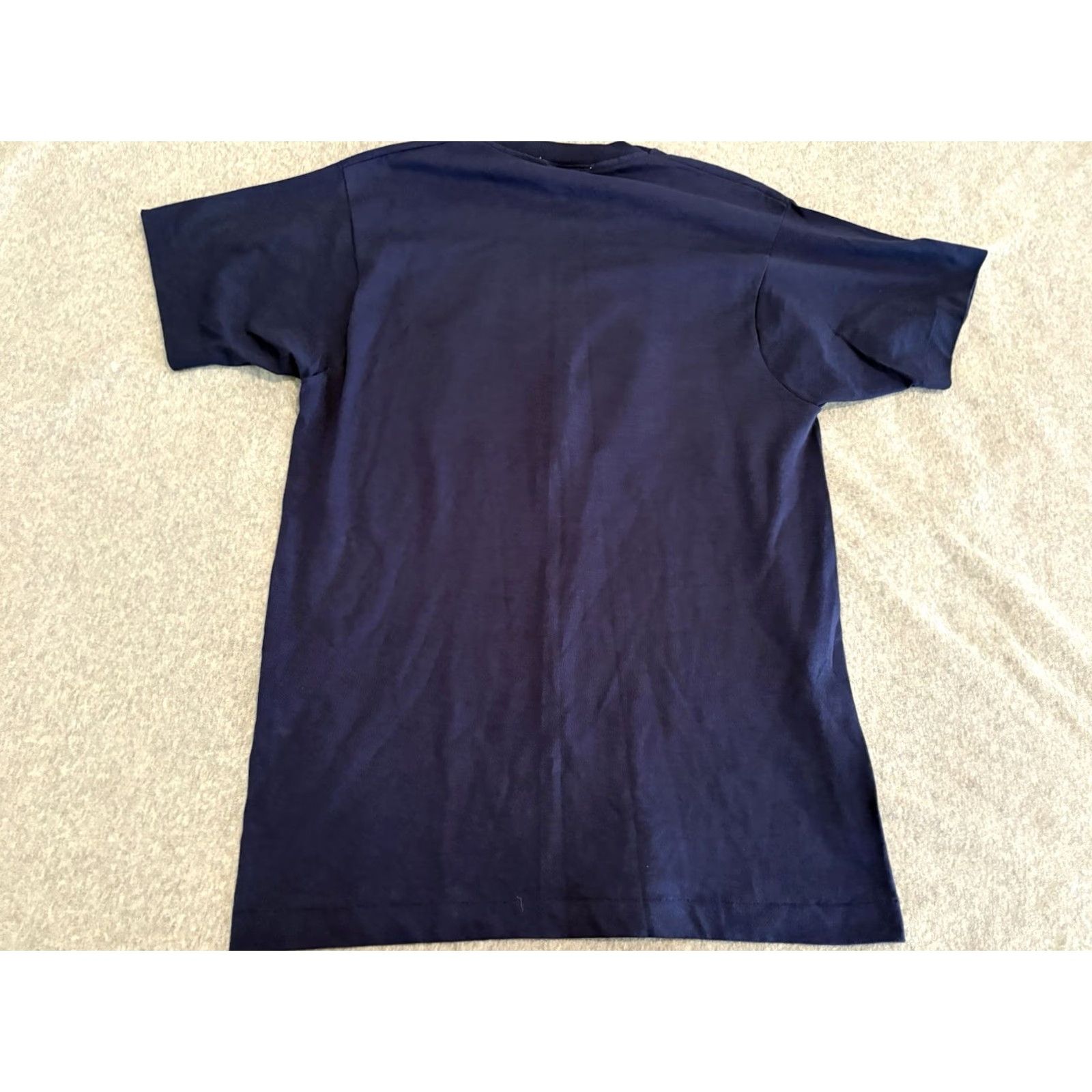 Fruit Of The Loom VINTAGE 1991 Cotton Island USA Flag Navy Blue Tee Shirt L 90s USA Men T-Shirt Short Sleeve Crew Neck Size US L / EU 52-54 / 3 - 6 Thumbnail