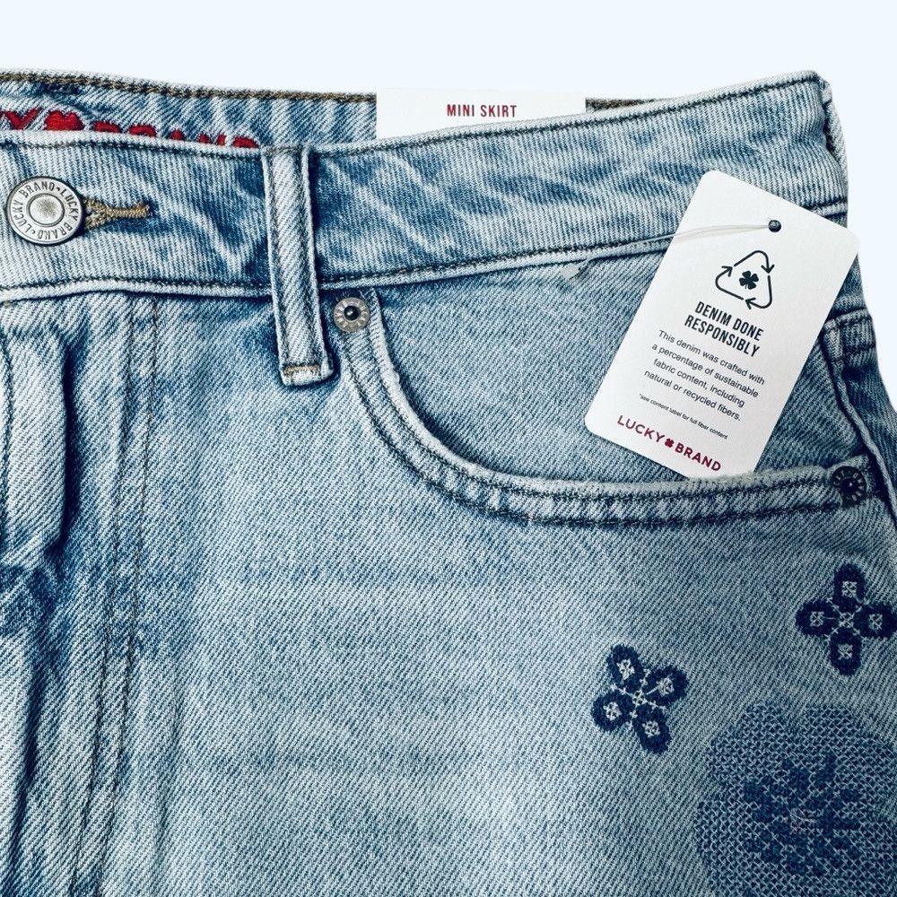 Lucky Brand NWT New LUCKY BRAND Mini Denim Skirt With Embroidered Detai Size 32" / US 10 / IT 46 - 6 Thumbnail