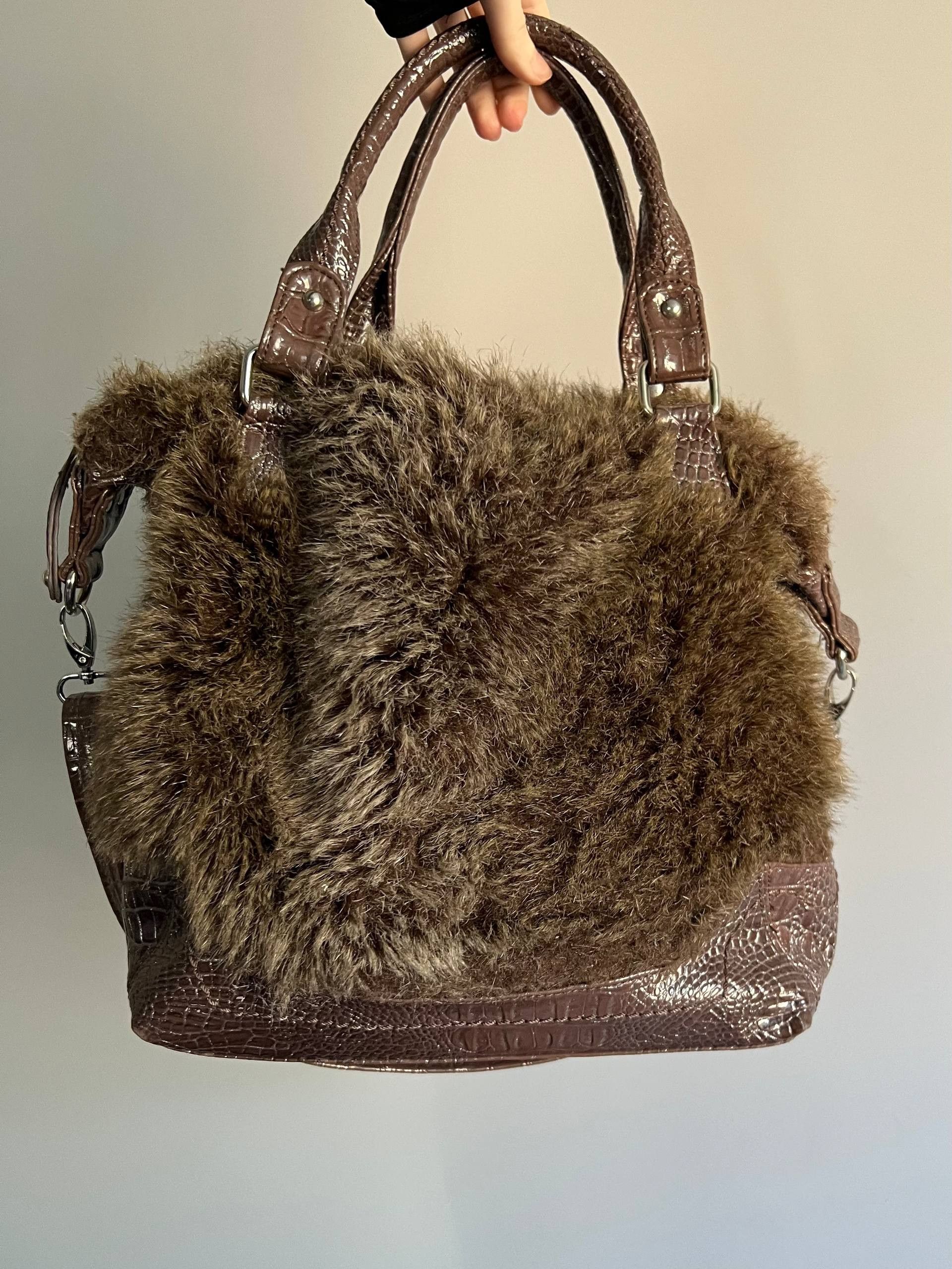 Vintage Vintage Fur Faux Shoulder Bag Y2K Avant Garde style Size ONE SIZE - 2 Thumbnail