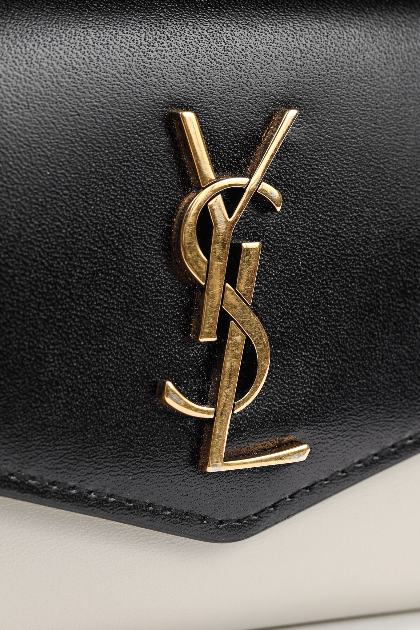 Saint Laurent Paris Saint Laurent Uptown Bos Taurus YSL Compact Wallet Size ONE SIZE - 6 Thumbnail