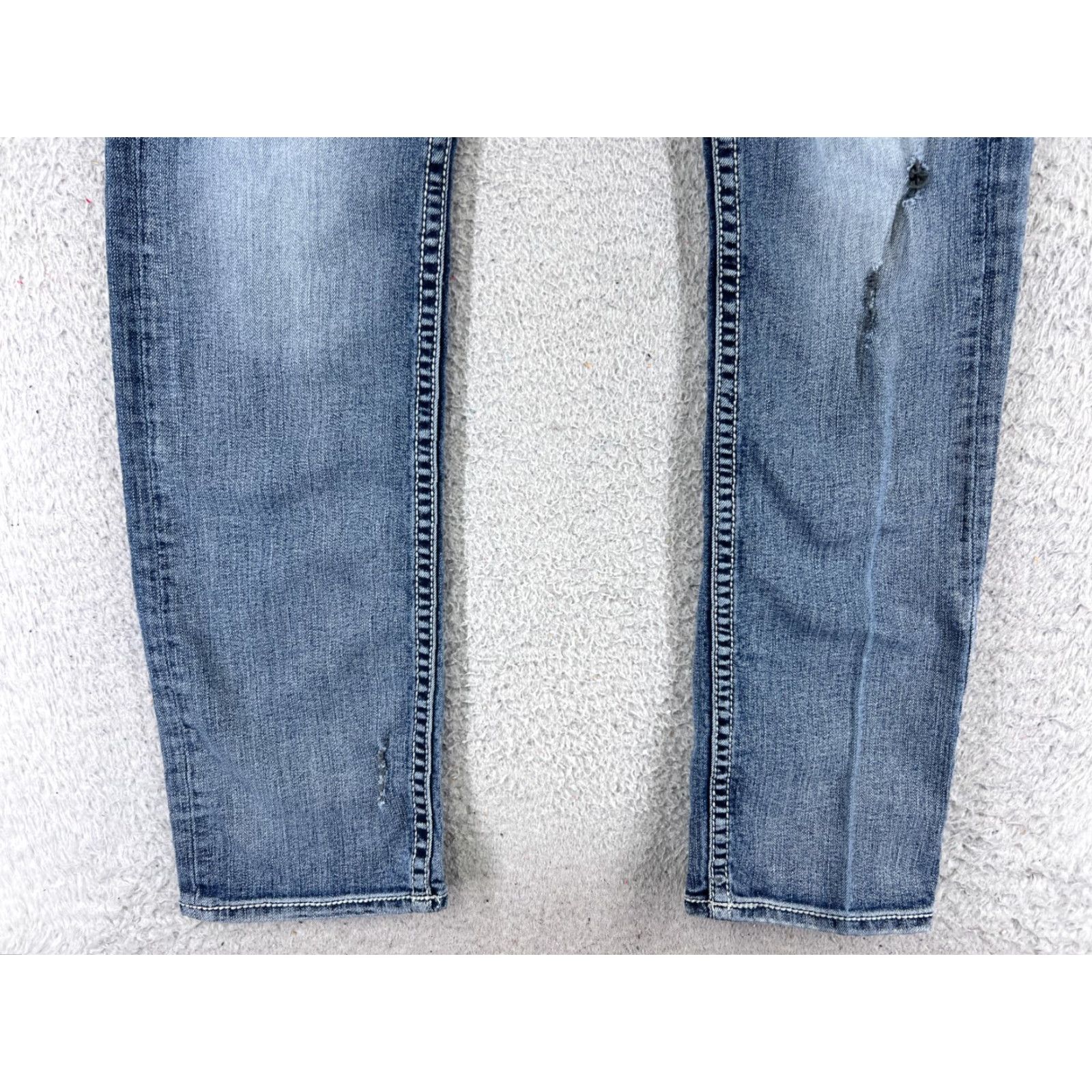 Vintage BKE Jeans Men 30 L Blue Denim Embroidered Distressed Asher Buckle 29x31 Size US 30 / EU 46 - 2 Thumbnail