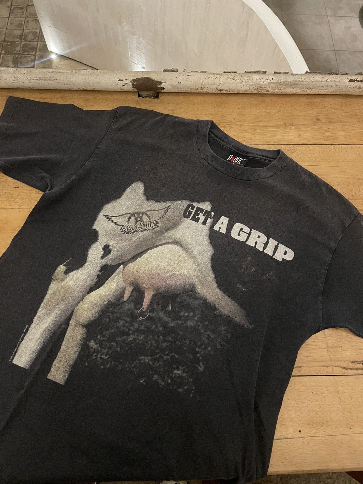 Band Tees × Vintage Aerosmith Get a Grip Size US XL / EU 56 / 4 - 1 Thumbnail