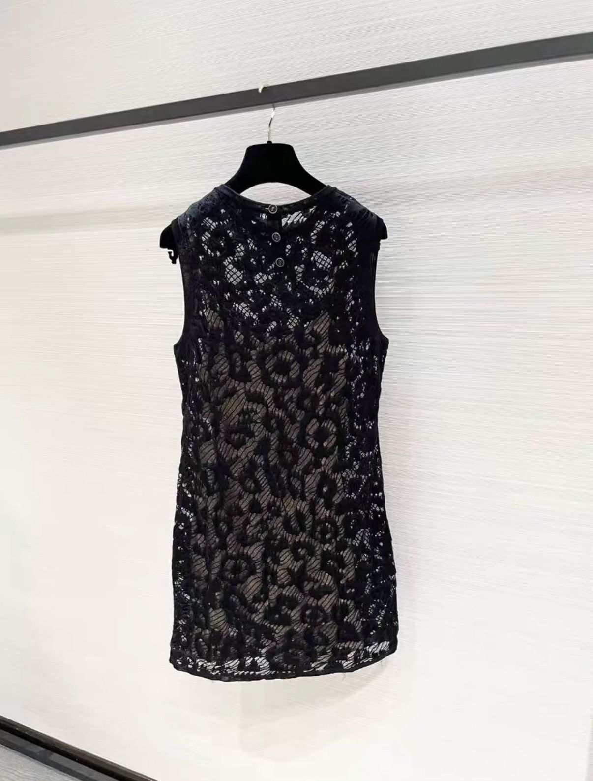 Chanel Chanel Classic Black Sleeveless Lace Dress J33 Size XS / US 0-2 / IT 36-38 - 2 Thumbnail