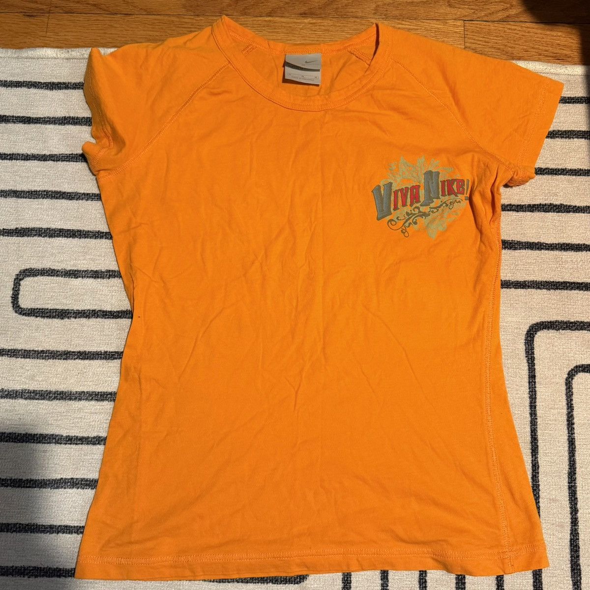 Nike RARE Y2K Nike Misprint Spanish Grammar Error Goddess Size M / US 6-8 / IT 42-44 - 3 Thumbnail