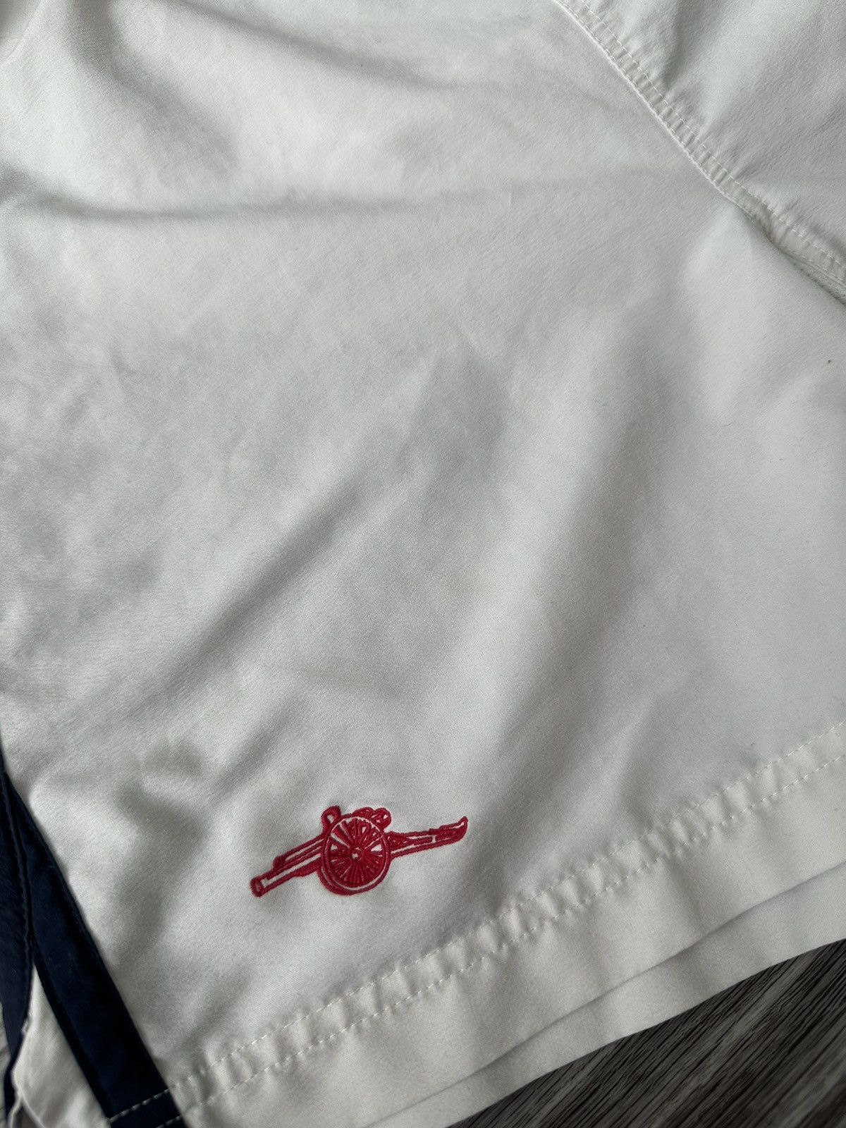 Nike Nike Arsenal 1998/2000 Vintage y2k white shorts Size US 30 / EU 46 - 3 Thumbnail