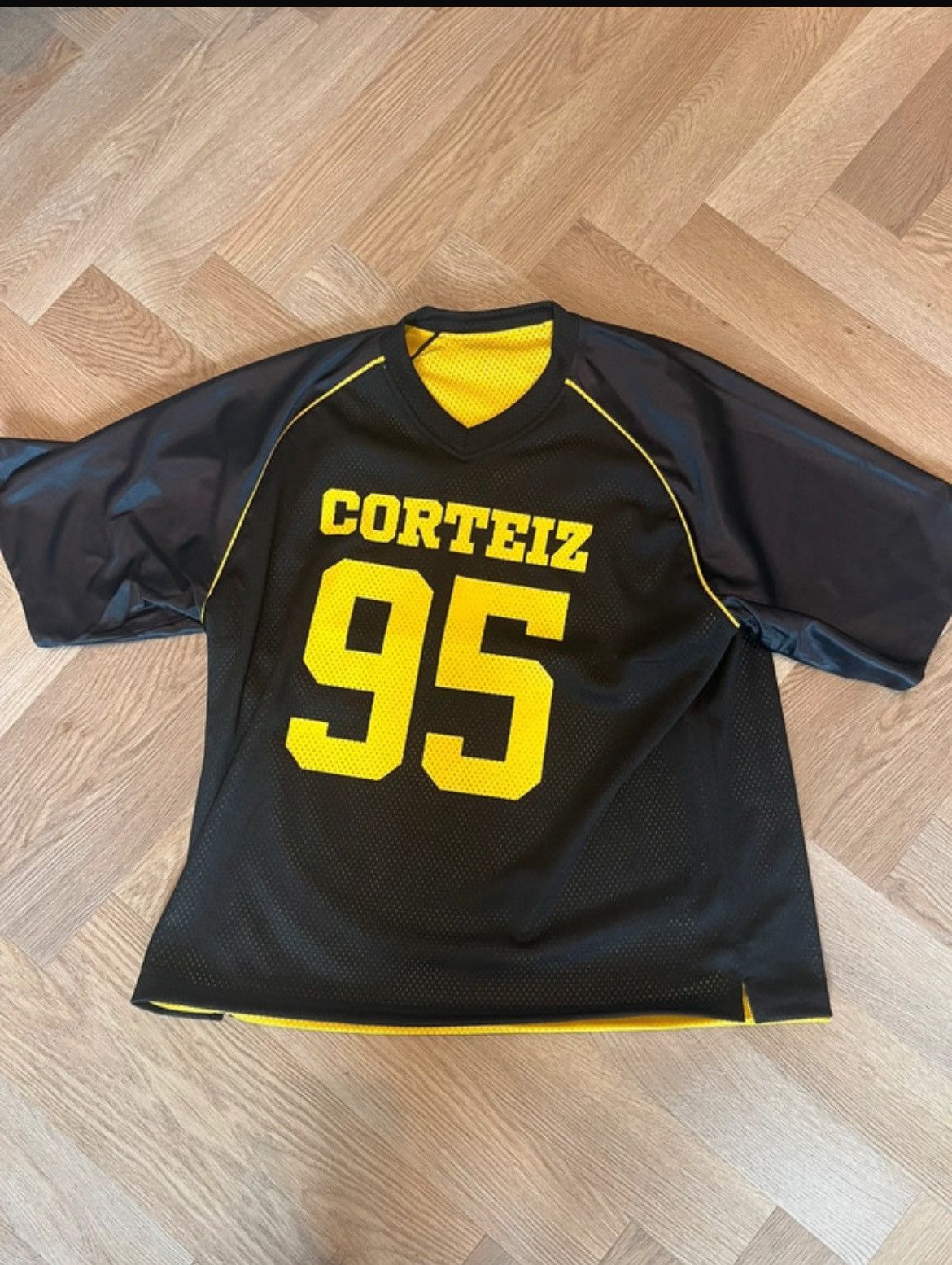 Corteiz Cortiez 95 reversible mesh jersey black/ yellow | Grailed