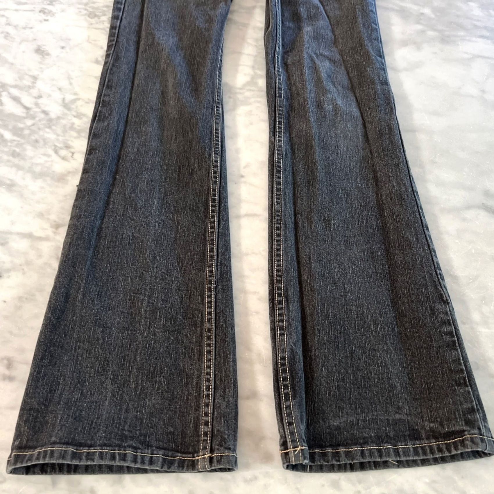 Rocawear VINTAGE Rocawear Black Jeans Women’s Size 5 Boot Cut Embroidered Denim Skinny Bootcut Womens Girls Size 27" / US 4 / IT 40 - 4 Thumbnail