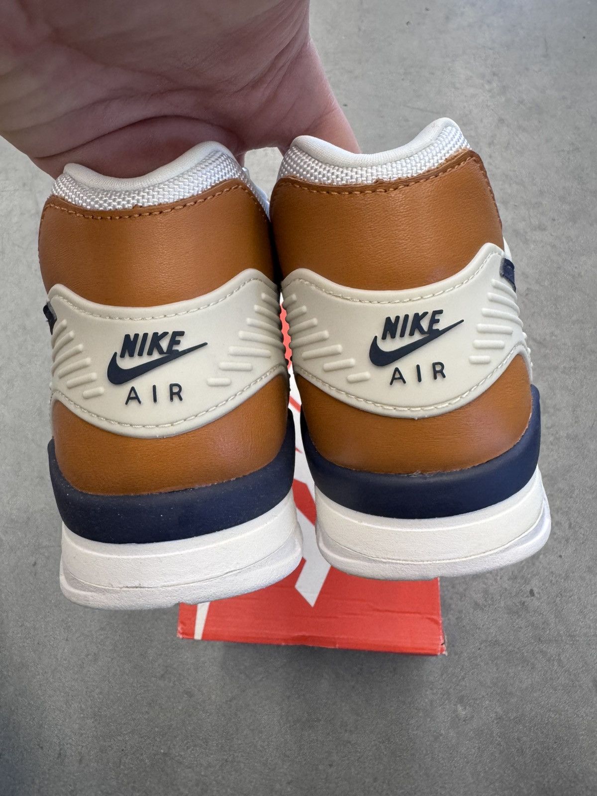 Nike 2014 Nike Air Trainer 3 Medicine Ball Size US 9 / EU 42 - 8 Thumbnail
