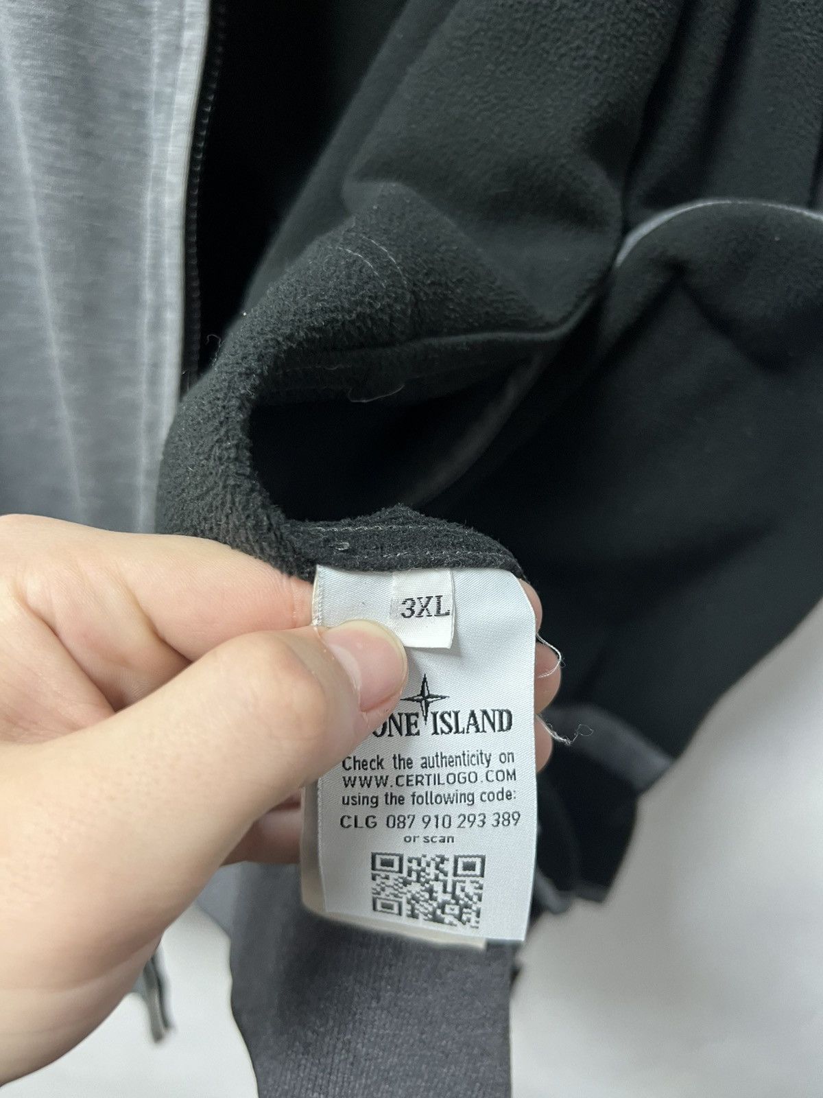 Stone Island Stone Island Soft Shell-r Outdoor Men’s Jacket Fleece Gray Size US XL / EU 56 / 4 - 11 Thumbnail
