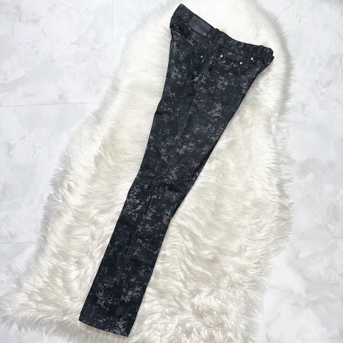 Balenciaga Balenciaga leather patch, marbled Blizzard denim pants Size US 29 - 8 Thumbnail
