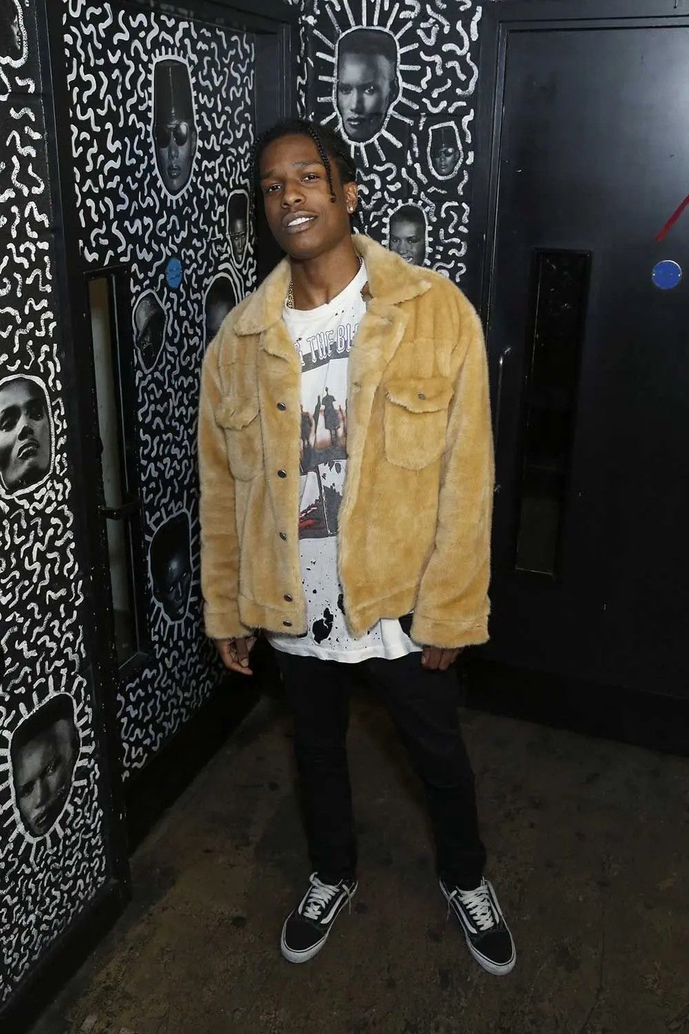AWGE J.W. Anderson x AWGE Faux Teddy Fur Jacket Size US S / EU 44-46 / 1 - 8 Thumbnail