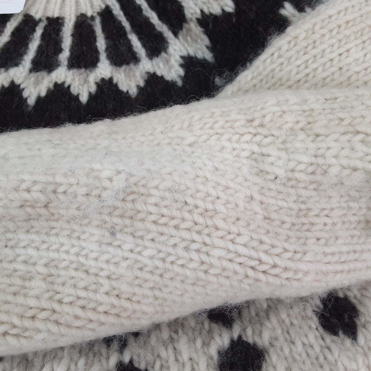 Comme des Garcons Sweater Wool Knitted Design Long Sleeve Ivory Size US M / EU 48-50 / 2 - 7 Thumbnail