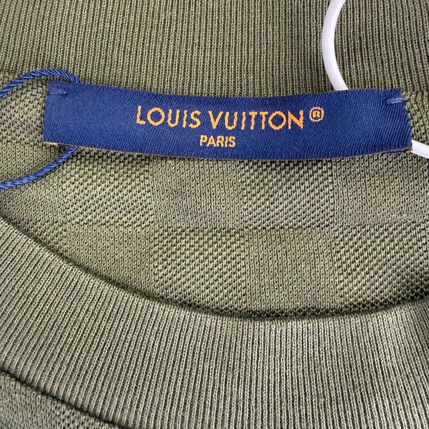 Louis Vuitton LV SS25 Men's Green Crewneck Jacquard Short Sleeve Tee M Size US M / EU 48-50 / 2 - 3 Thumbnail