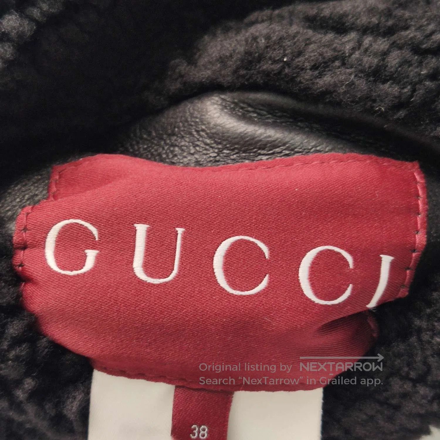 Gucci Gucci XS/38 Black Hooded Reversible Sheepskin Vest. Size XS / US 0-2 / IT 36-38 - 3 Thumbnail