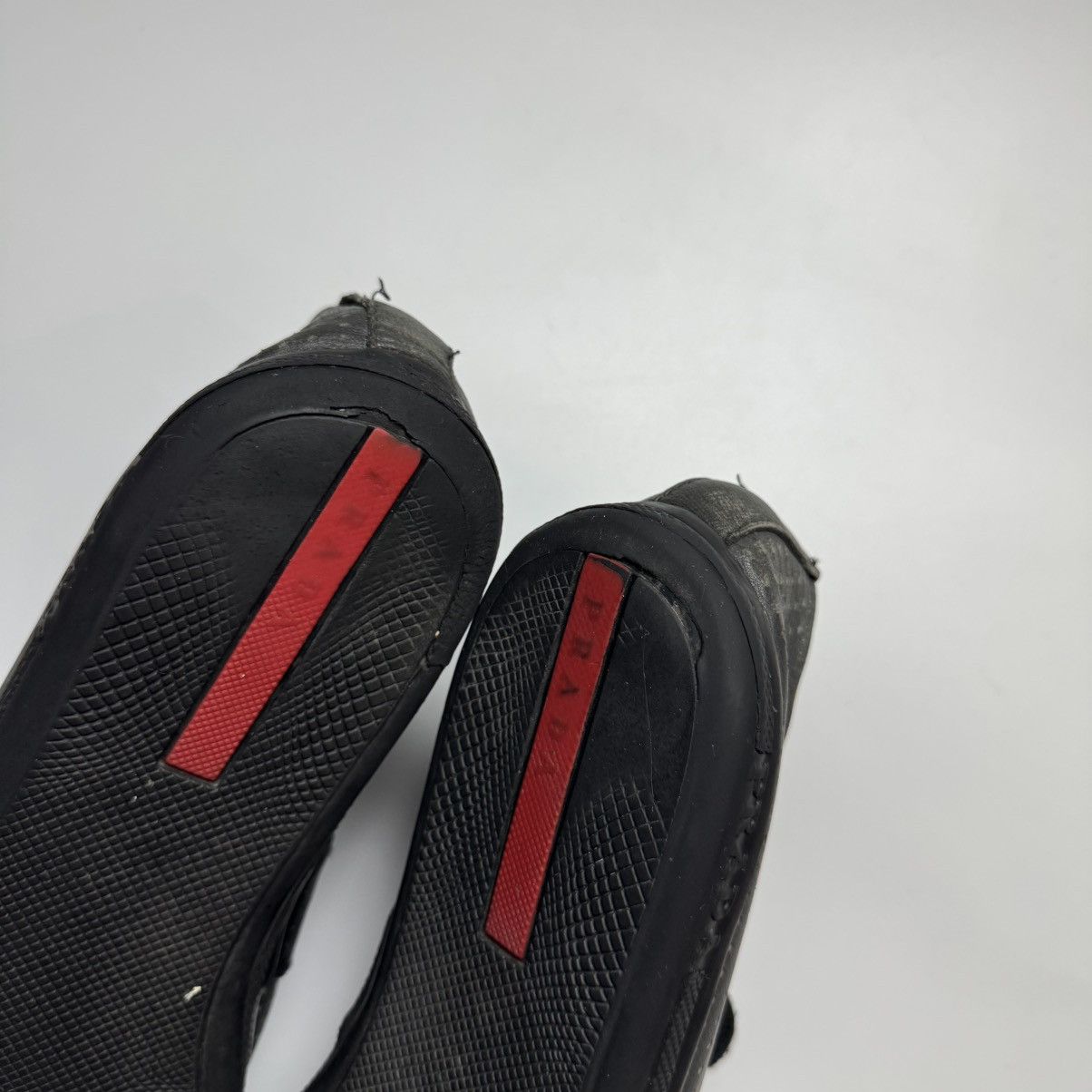 Prada PRADA Dark Grey Saffiano Sneakers 8.5 Size US 7.5 / EU 40-41 - 19 Thumbnail