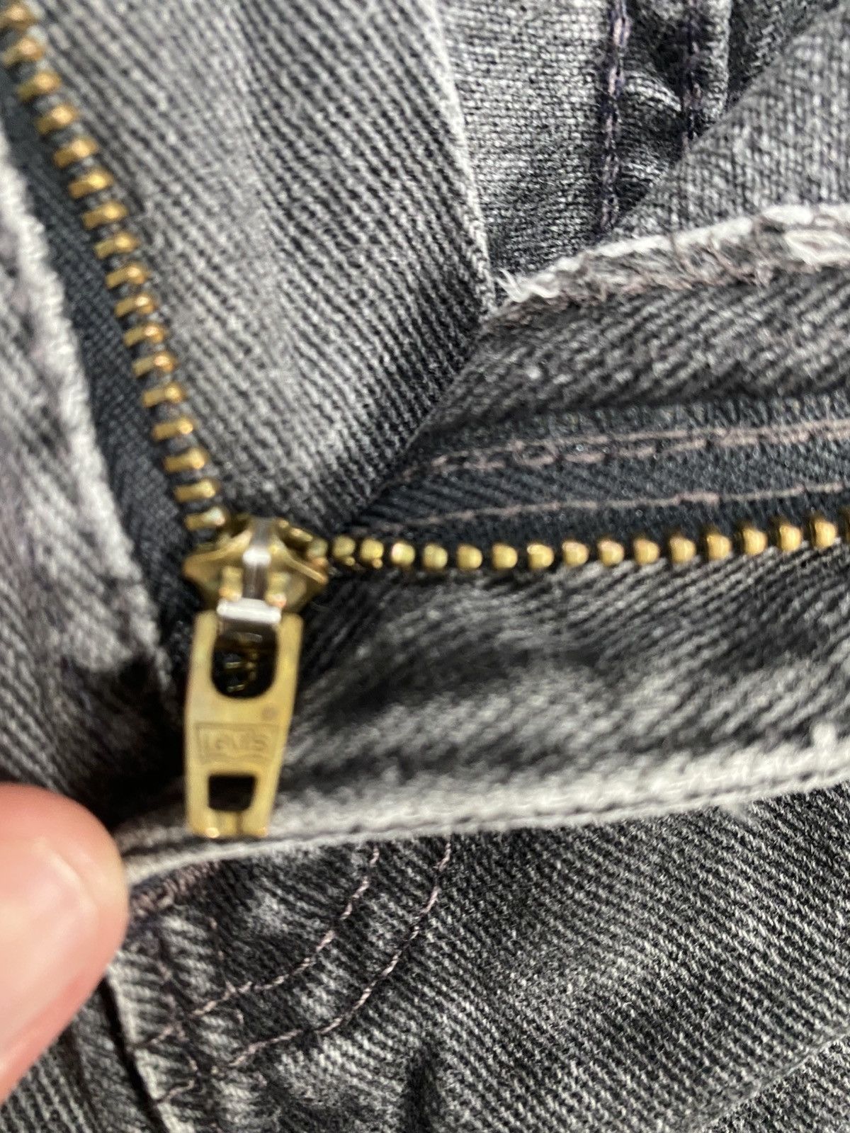 Levi's VINTAGE LEVIS 560 USA Size US 33 - 17 Thumbnail