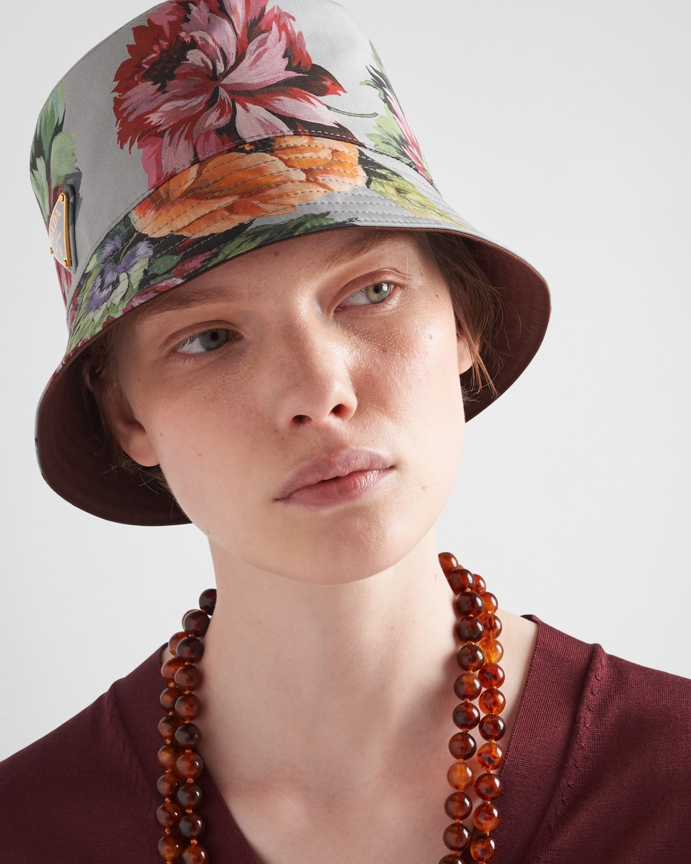 Prada o1la1rc1a0925 Size: OS / Reversible Bucket Hat / Cap Size ONE SIZE - 2 Thumbnail