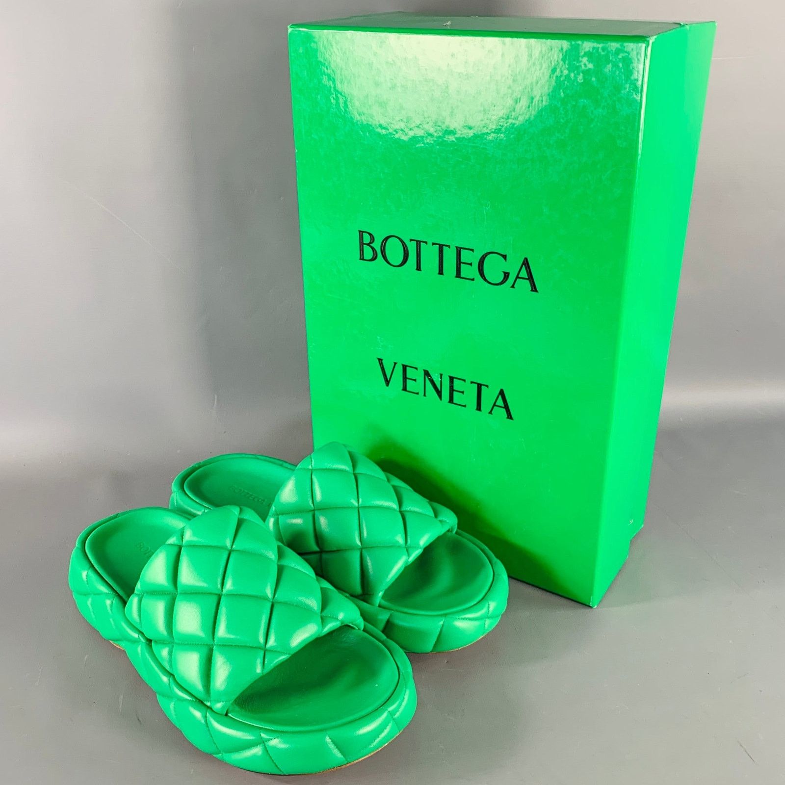 Bottega Veneta BOTTEGA VENETA Quilted Padded Lambskin Leather Slide Sandals Size US 7 / EU 40 - 8 Thumbnail