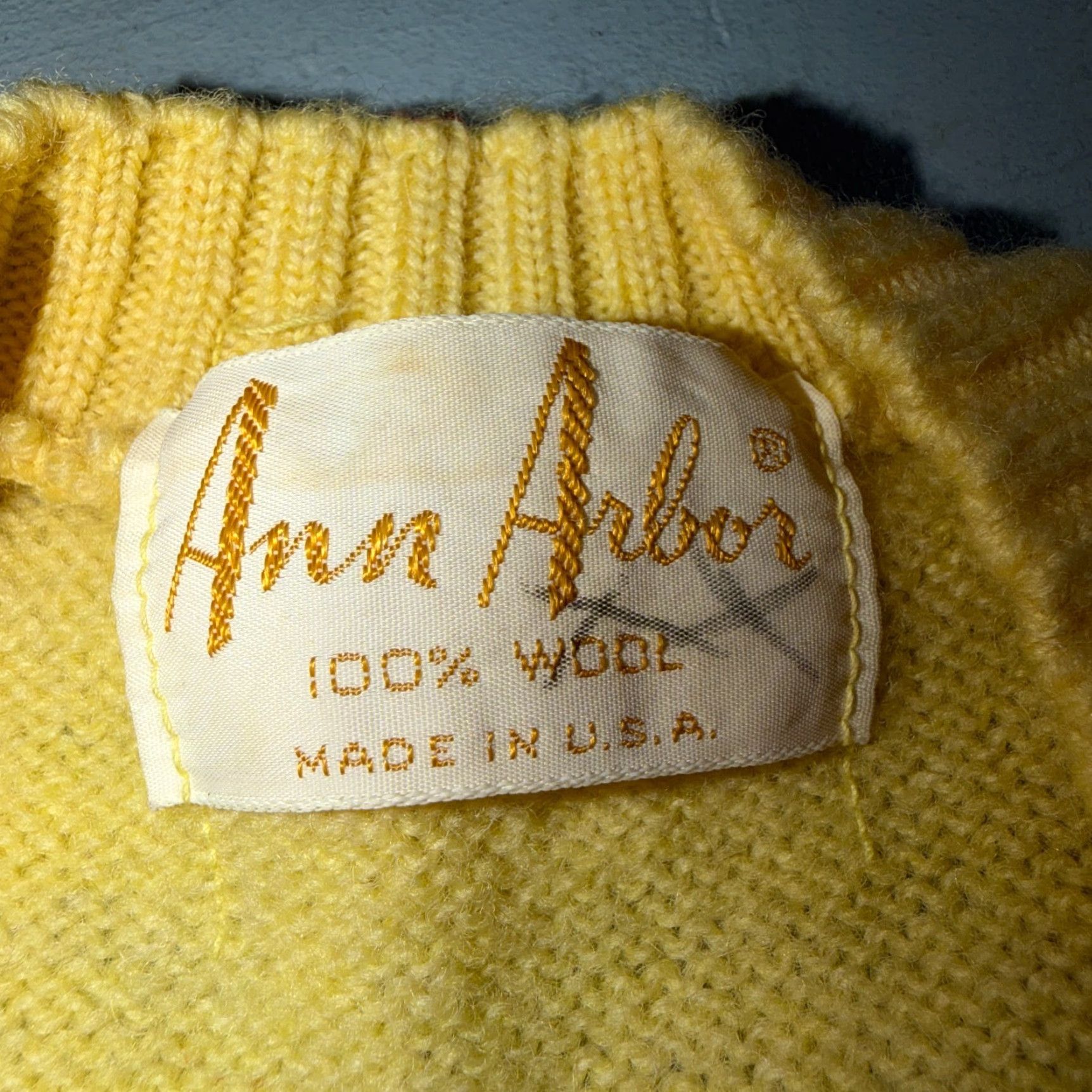 Vintage VTG 1960s 1970s Wool Cardigan Sweater Rockabilly Womens Mod Knit Yellow Vest Size M / US 6-8 / IT 42-44 - 5 Thumbnail